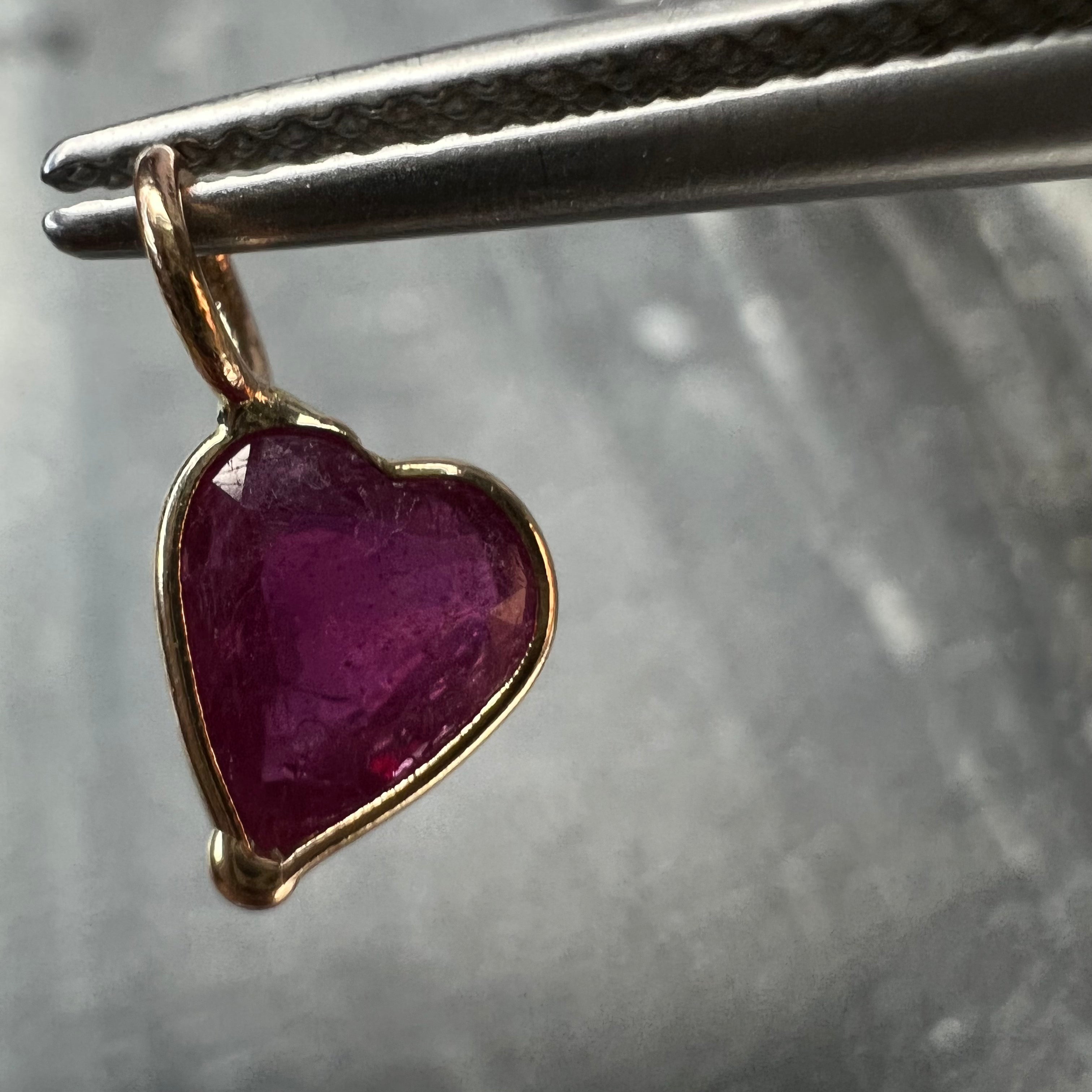 1.07CT Natural Ruby Heart 14K Yellow Gold Pendant Charm 10x6mm