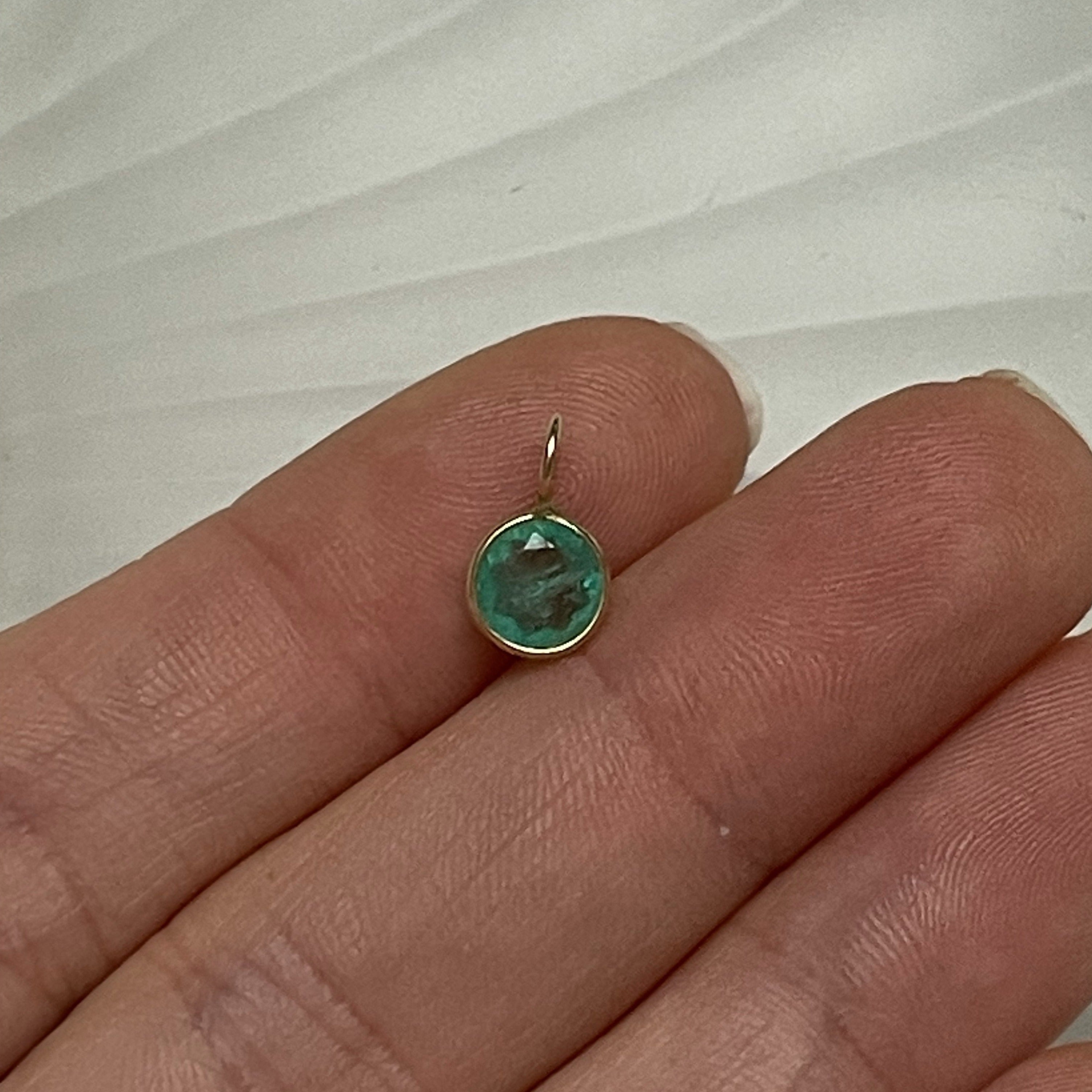 .85CT Natural Round Emerald 14K Pendant Charm