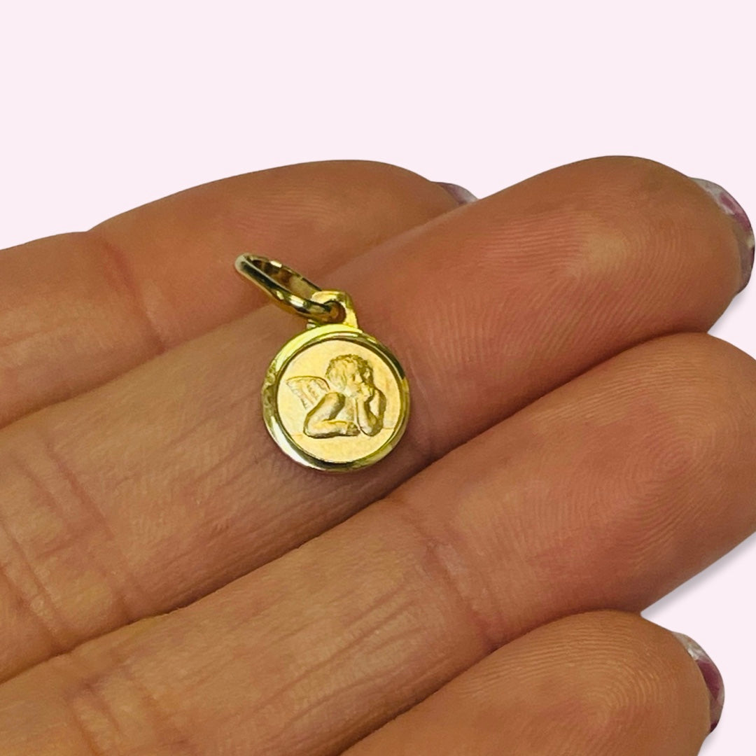 14K Yellow Gold Round Shaped Thinking Cherub Angel Charm