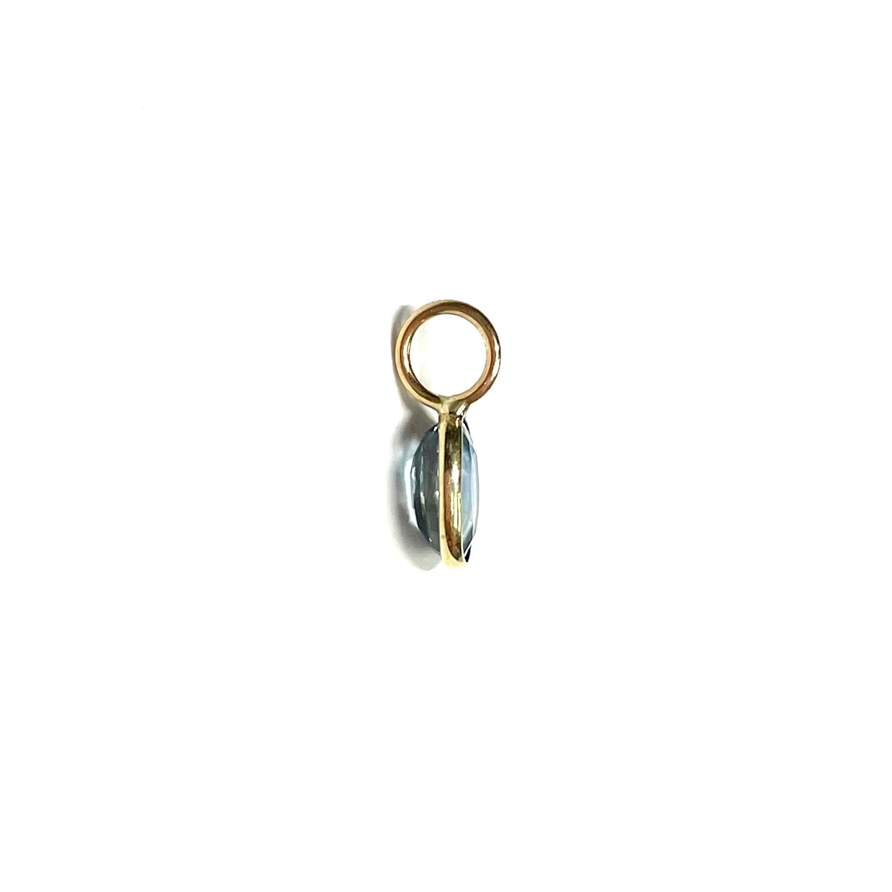 Natural Oval Sapphire 14K Yellow Gold Pendant Charm