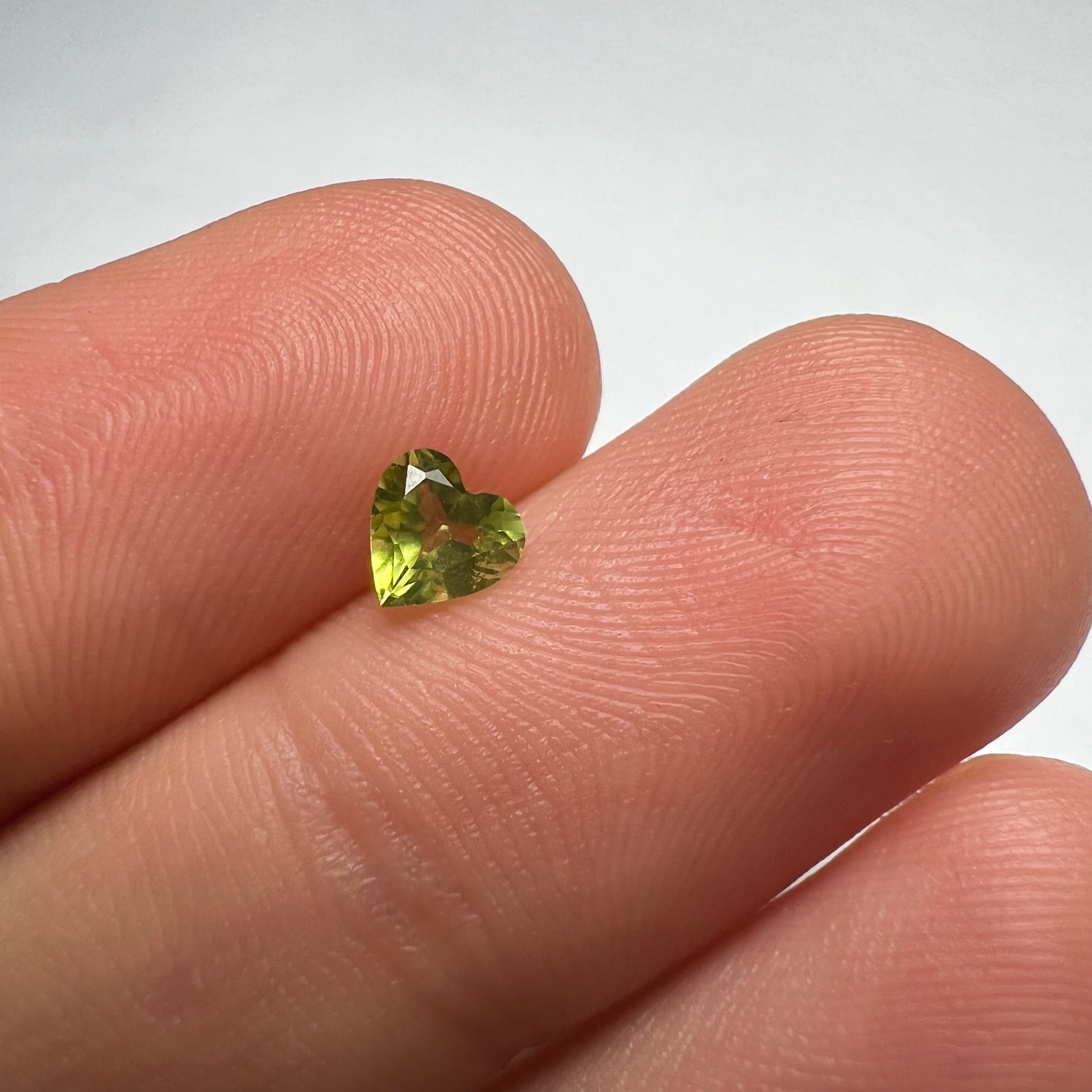.40CT Loose Natural Heart Cut Peridot 5x3mm Earth mined Gemstone
