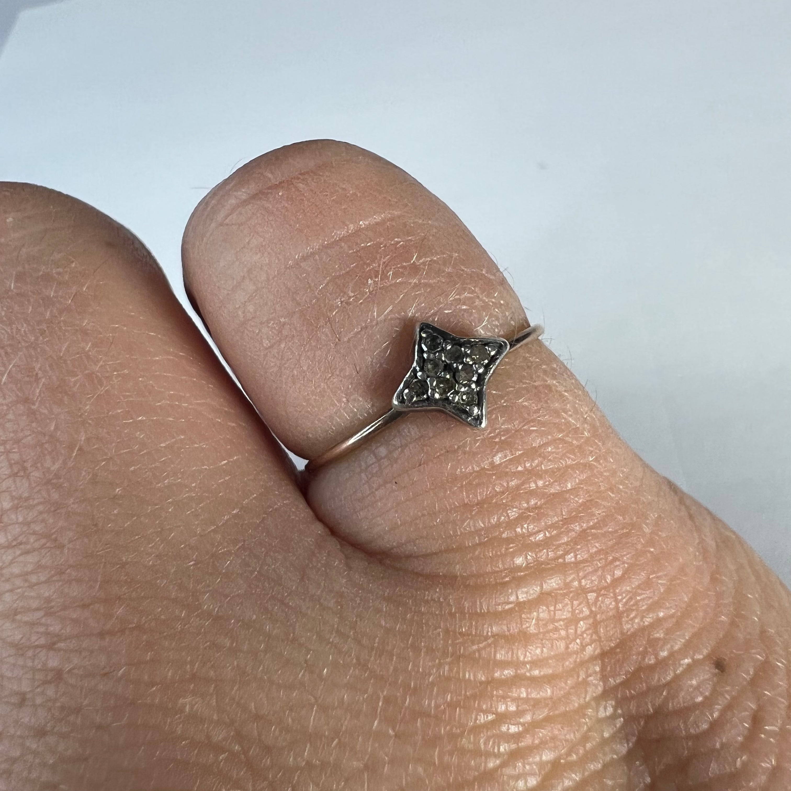 Antique 14K Rose Gold Rose cut Diamonds Star Dainty Ring Size 5.25