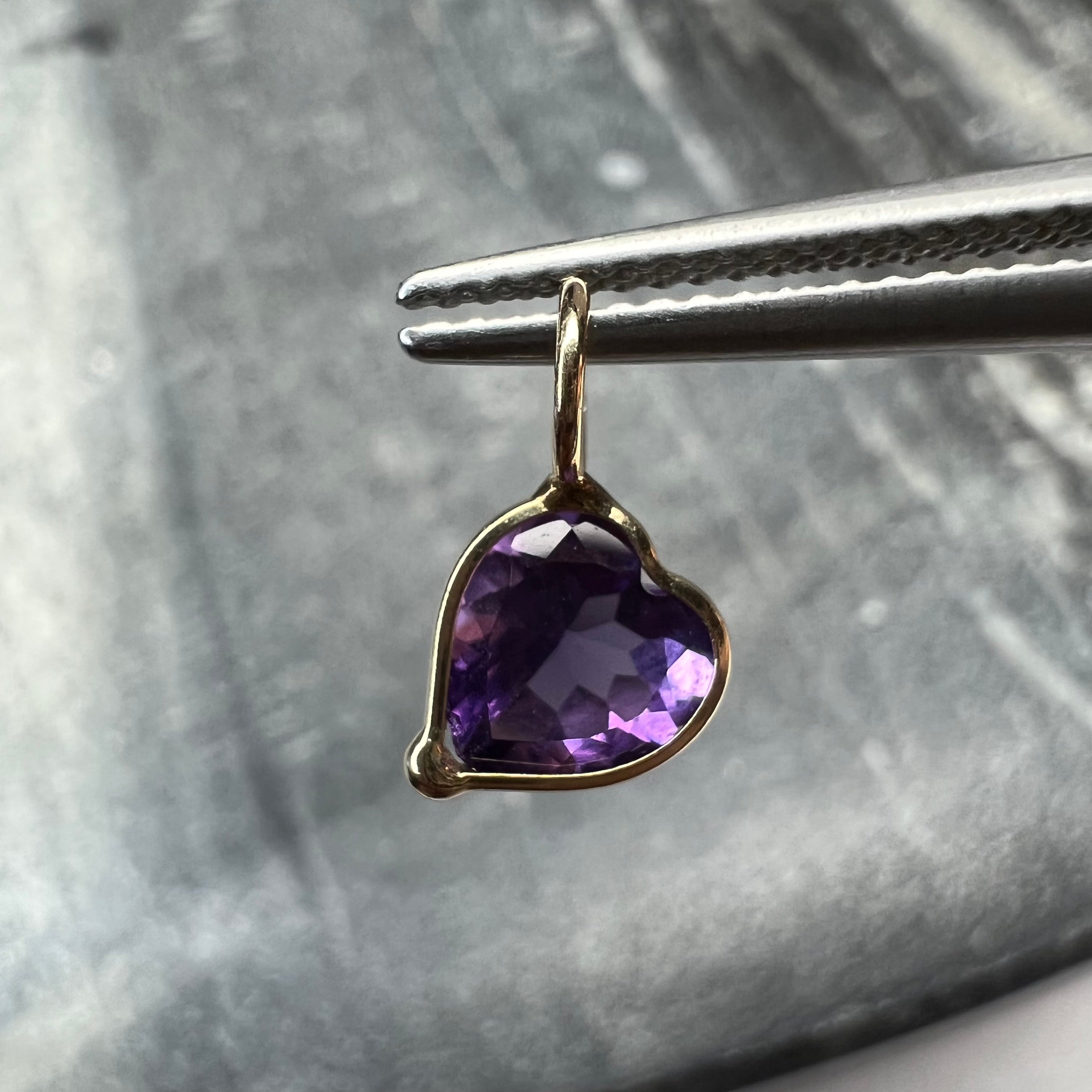 .90CT Natural Amethyst 14K Yellow Gold Pendant Charm 10x6mm