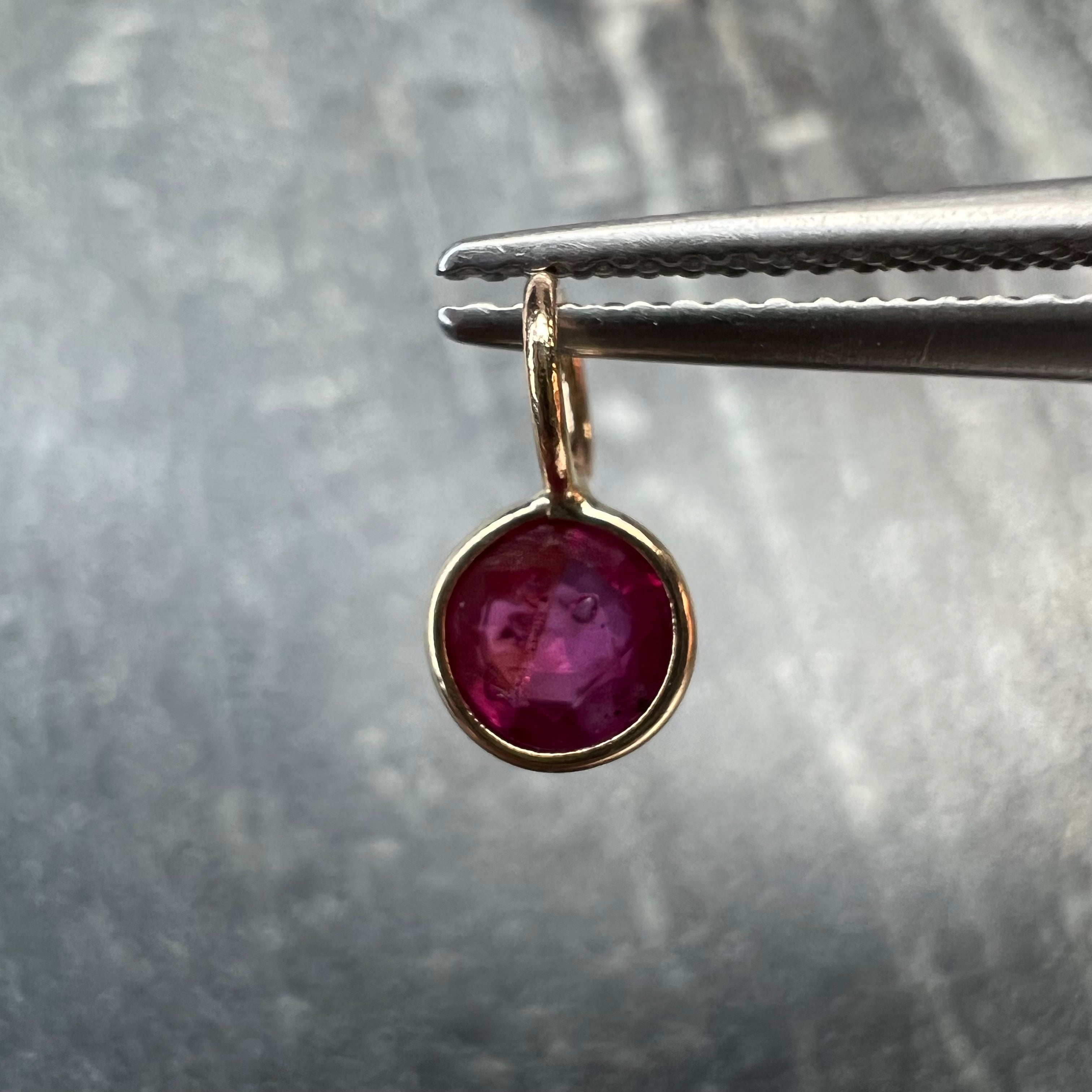 .51CT Natural Round Ruby 14K Yellow Gold Pendant Charm 9.5x5mm