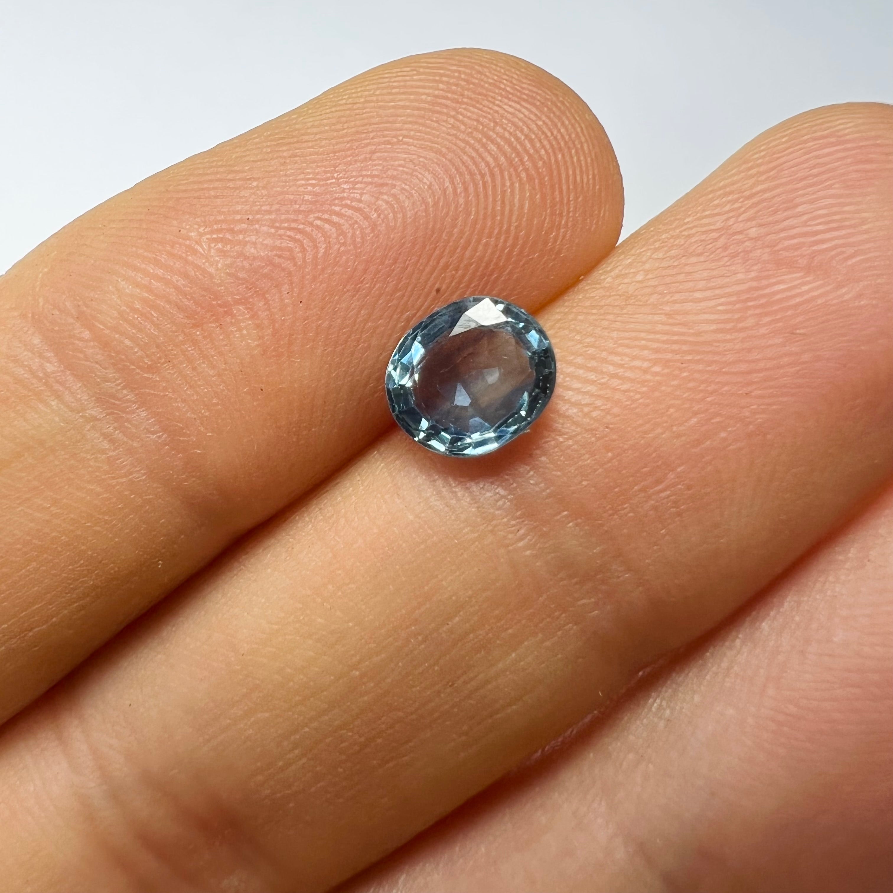 1.41CTW Loose Natural Oval Sapphire 6.86x6.04x3.12mm Earth mined Gemstone