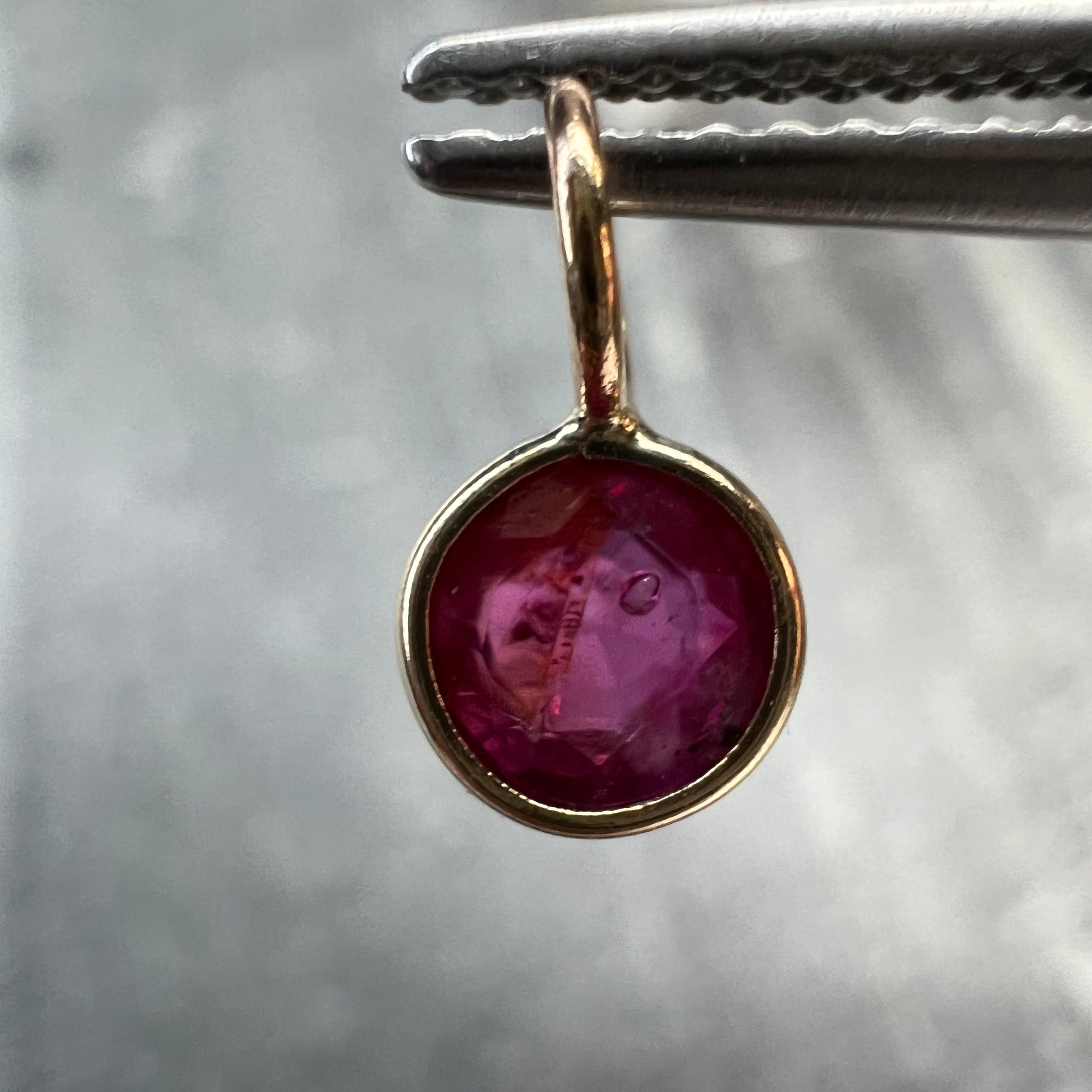 .51CT Natural Round Ruby 14K Yellow Gold Pendant Charm 9.5x5mm