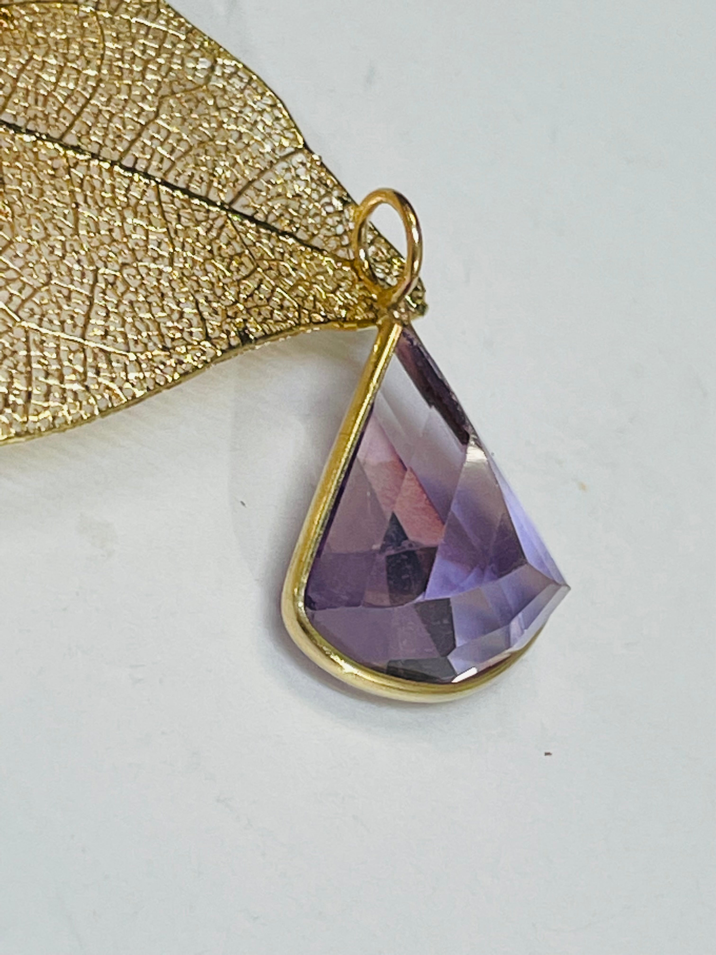 6.3CT Natural Purple Amethyst Gem Charm in Solid 14K Yellow Gold 20x18mm