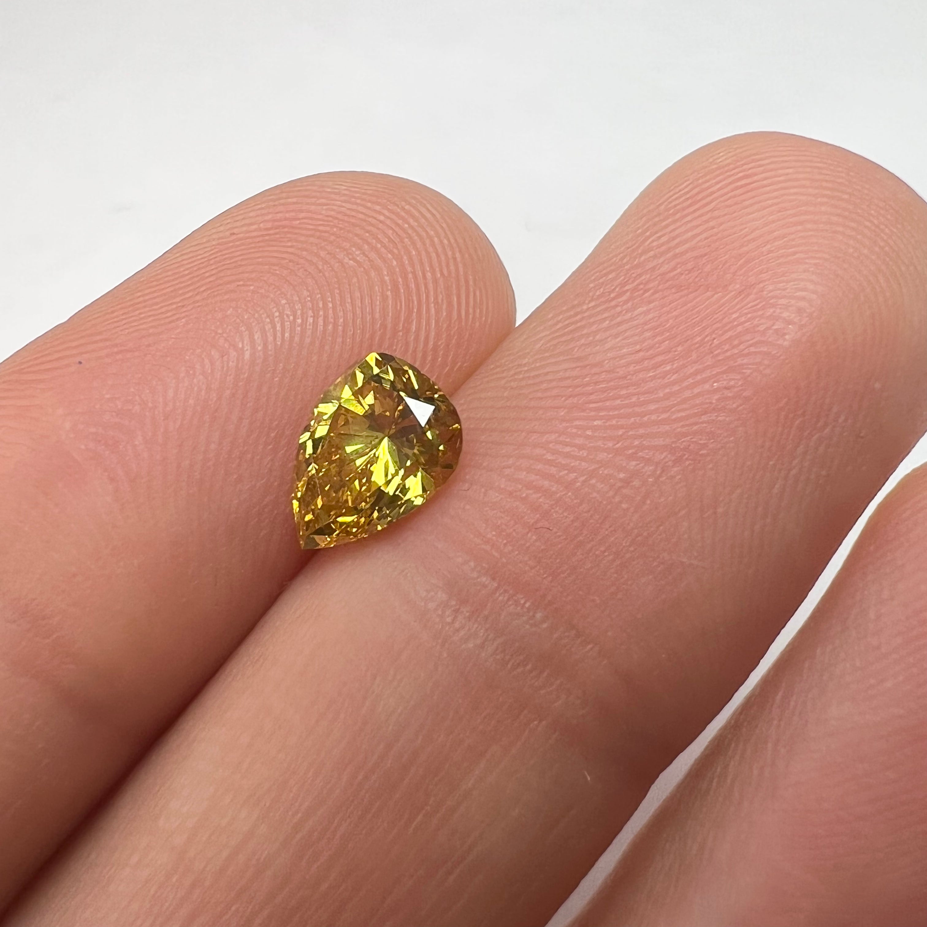 1.16CT  Pear Brilliant Diamond Fancy Deep Orange Yellow  SI1 8.09x5.92x4.10mm Natural Earth mined