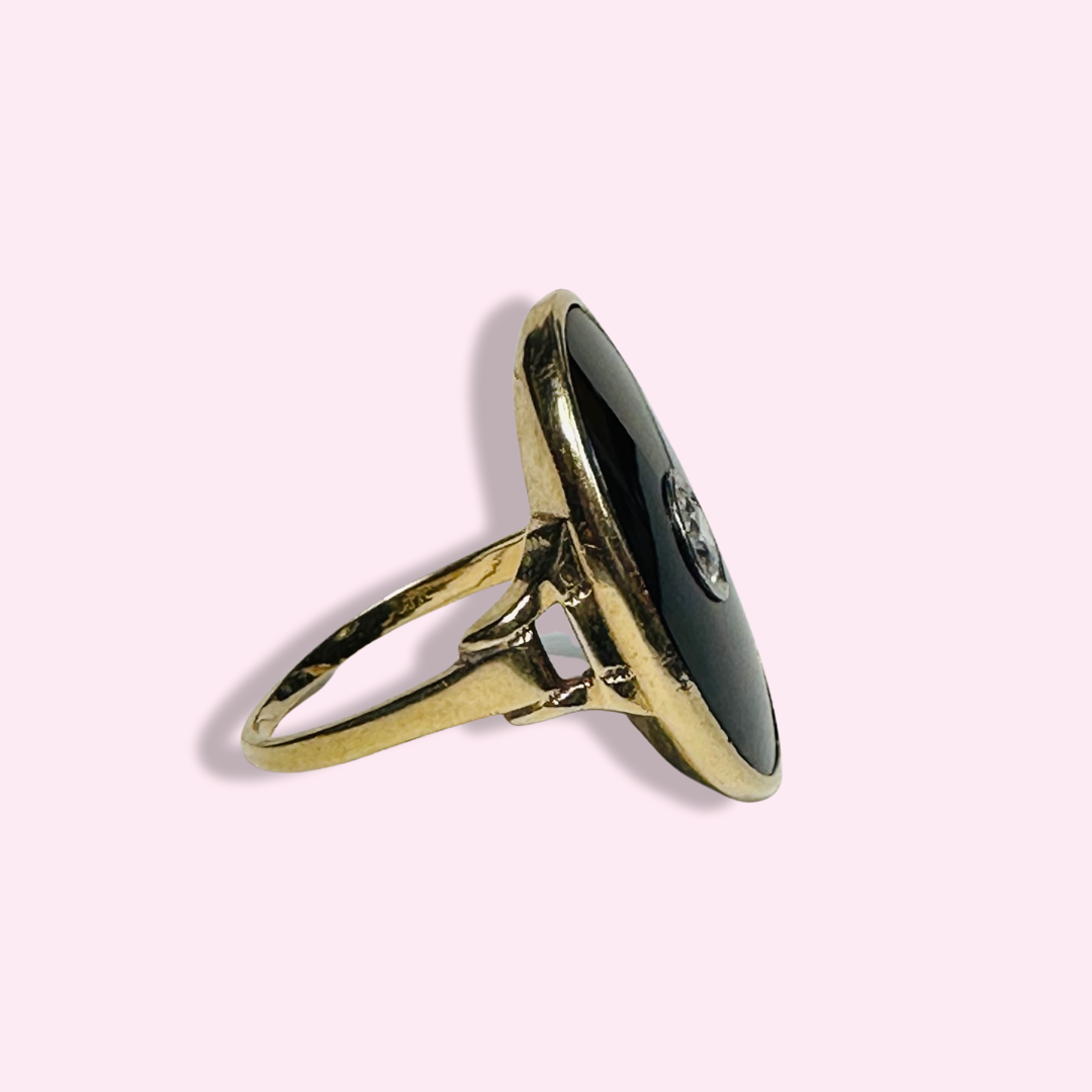 14K Yellow Gold Onyx with Natural Diamond Ring