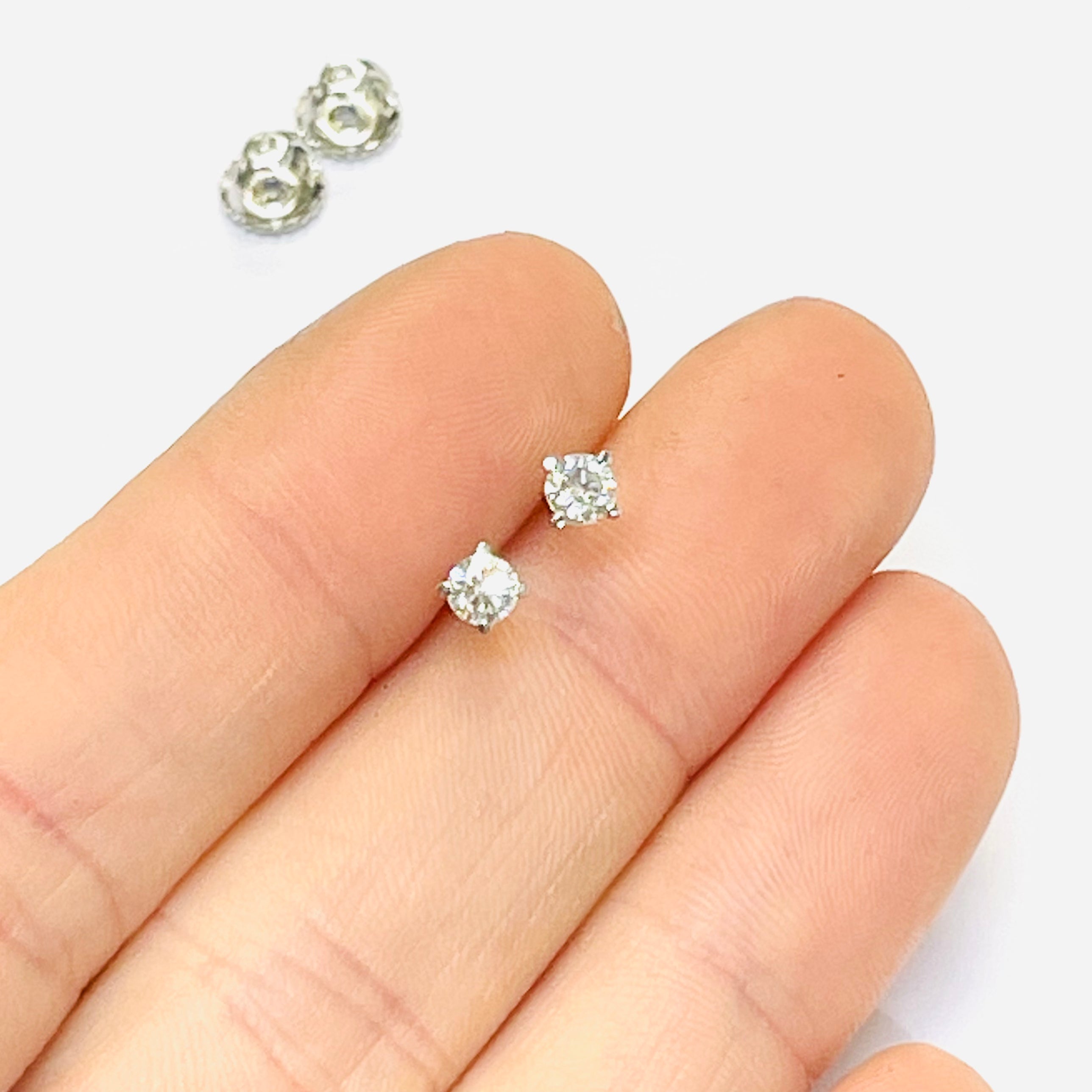 .32CT Round Brilliant Diamond 14K White Gold Earring Studs