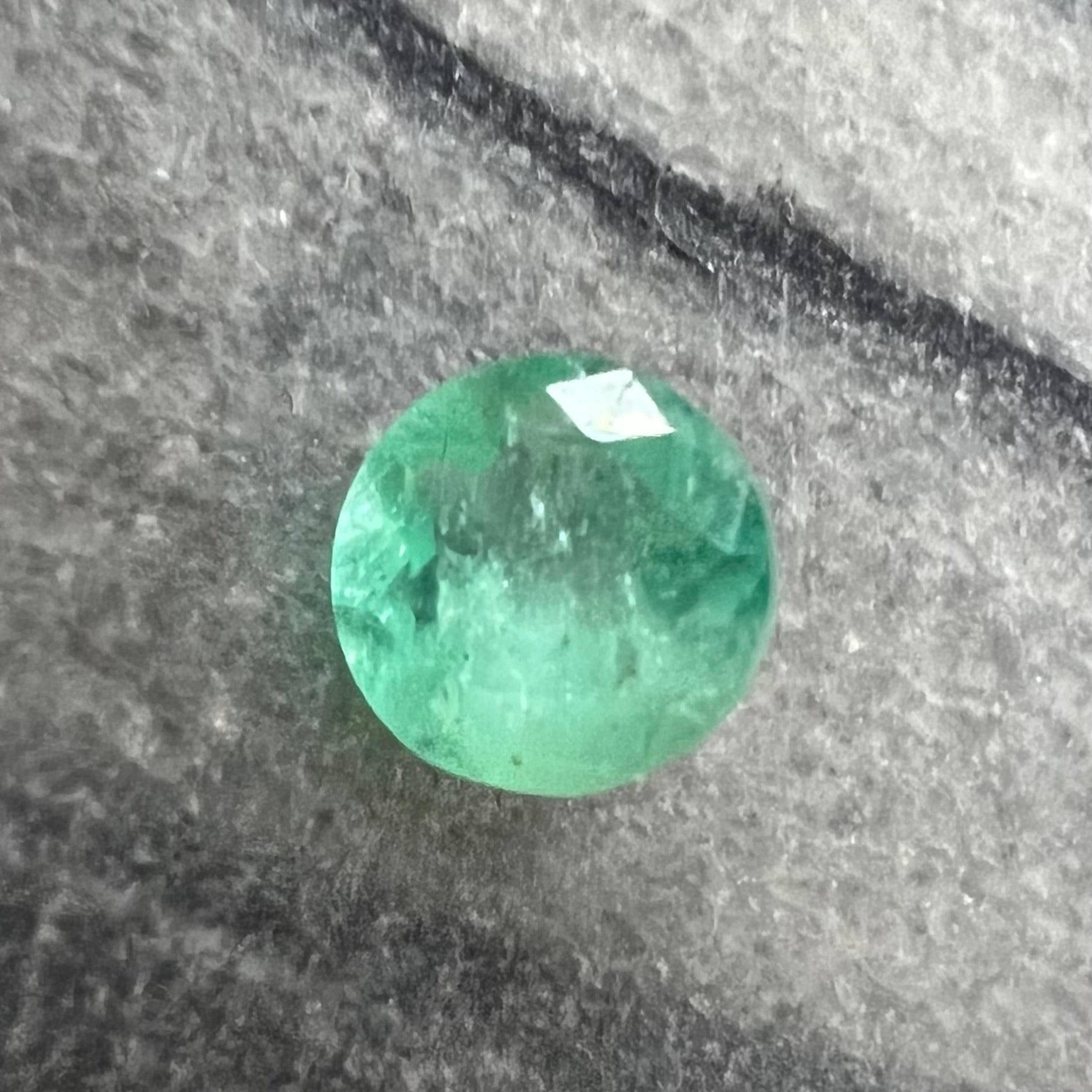 1.43CT Loose Natural Colombian Emerald Brilliant Cut Round Shape 7.48x4.61mm