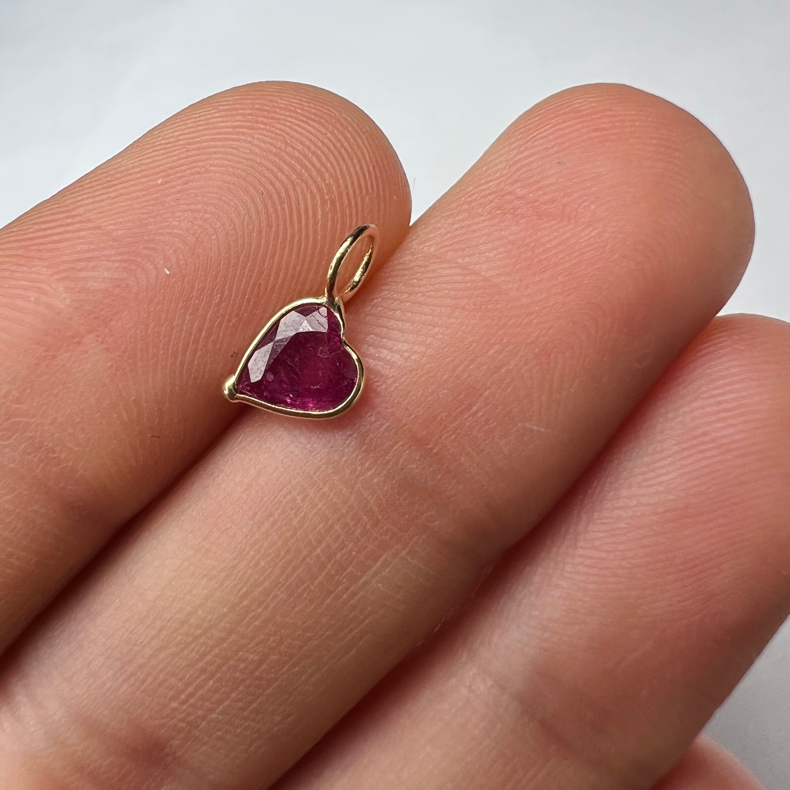 1.07CT Natural Ruby Heart 14K Yellow Gold Pendant Charm 10x6mm