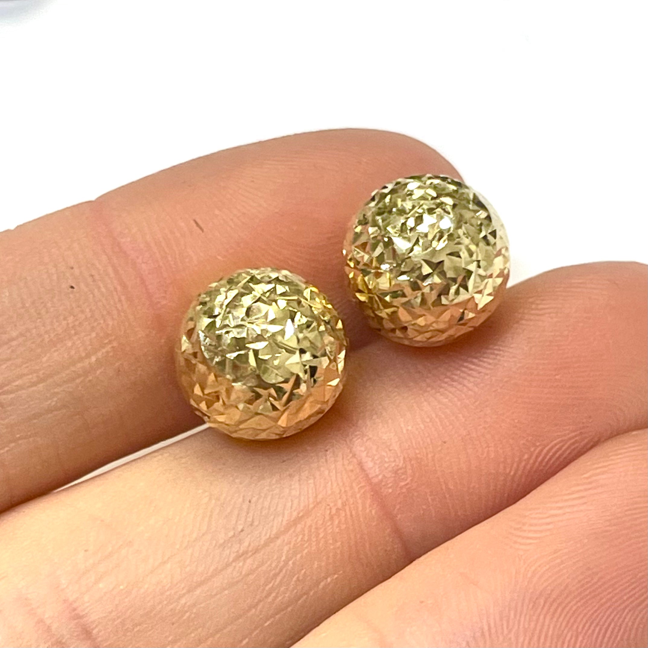 10mm 14K Yellow Gold Shiny Diamond Cut Globe Ball Earrings