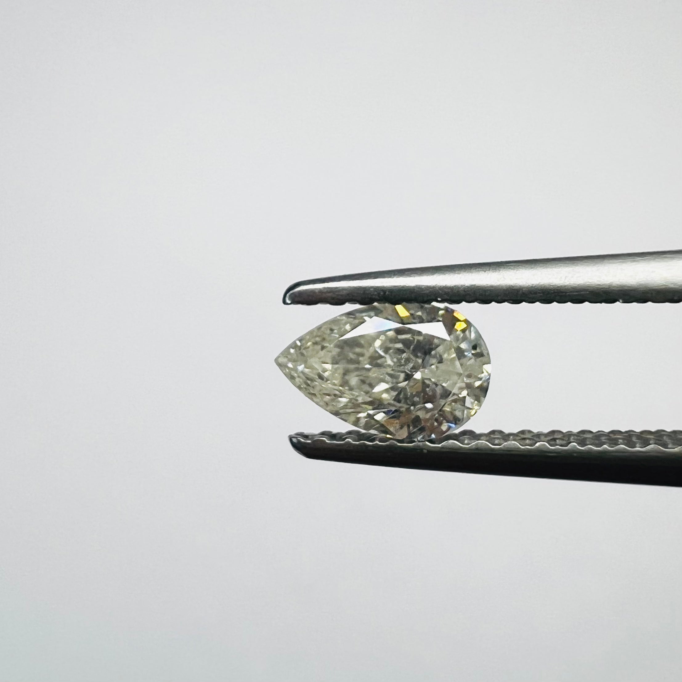 .39CT Pear Brilliant Diamond K SI2 6.32x4.03x2.35mm Natural Earth mined