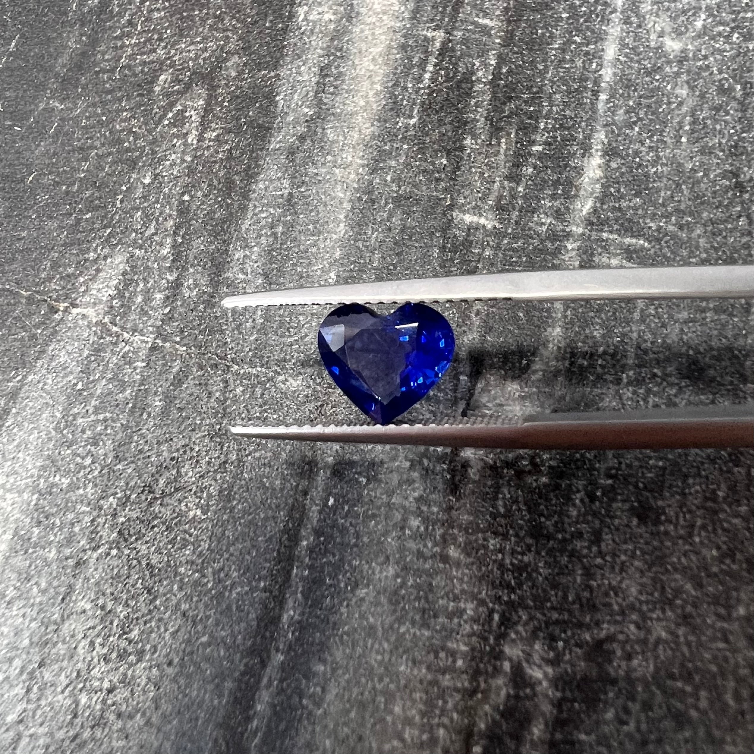 2.15CT Loose Natural Sapphire Brilliant Cut Heart Shape 7.56x8.94x4.25mm