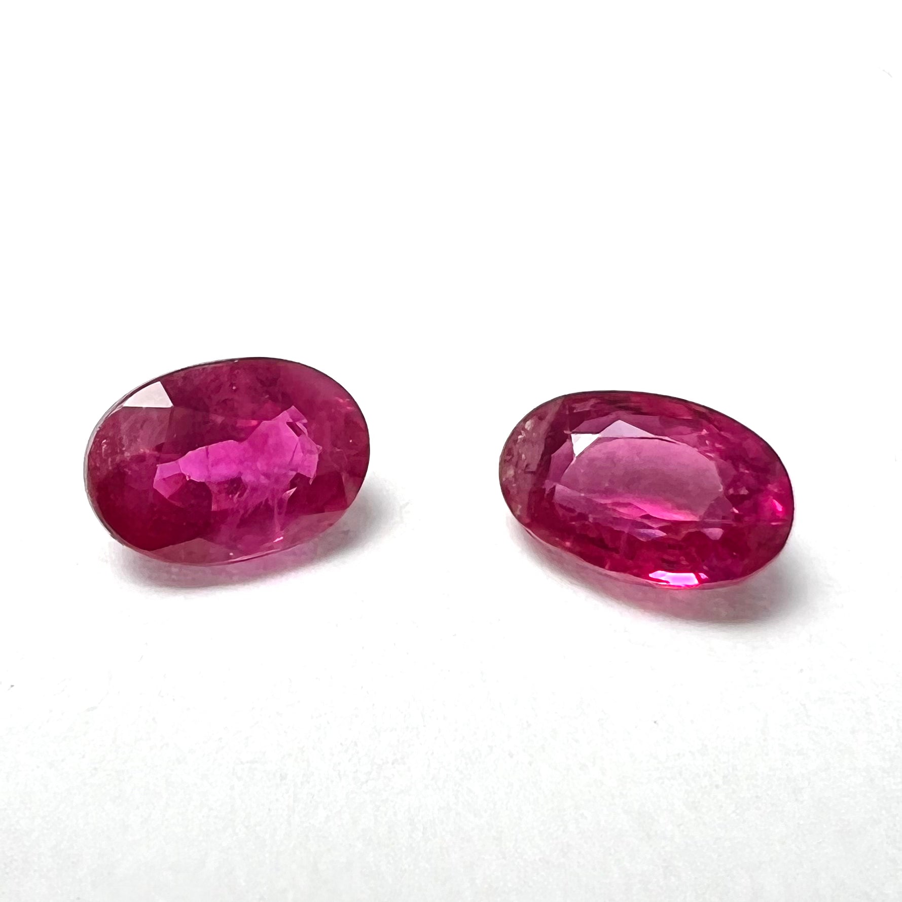 1.25CTW Pair of Natural Oval Loose Ruby 6x3x2.5mm Earth mined Gemstone