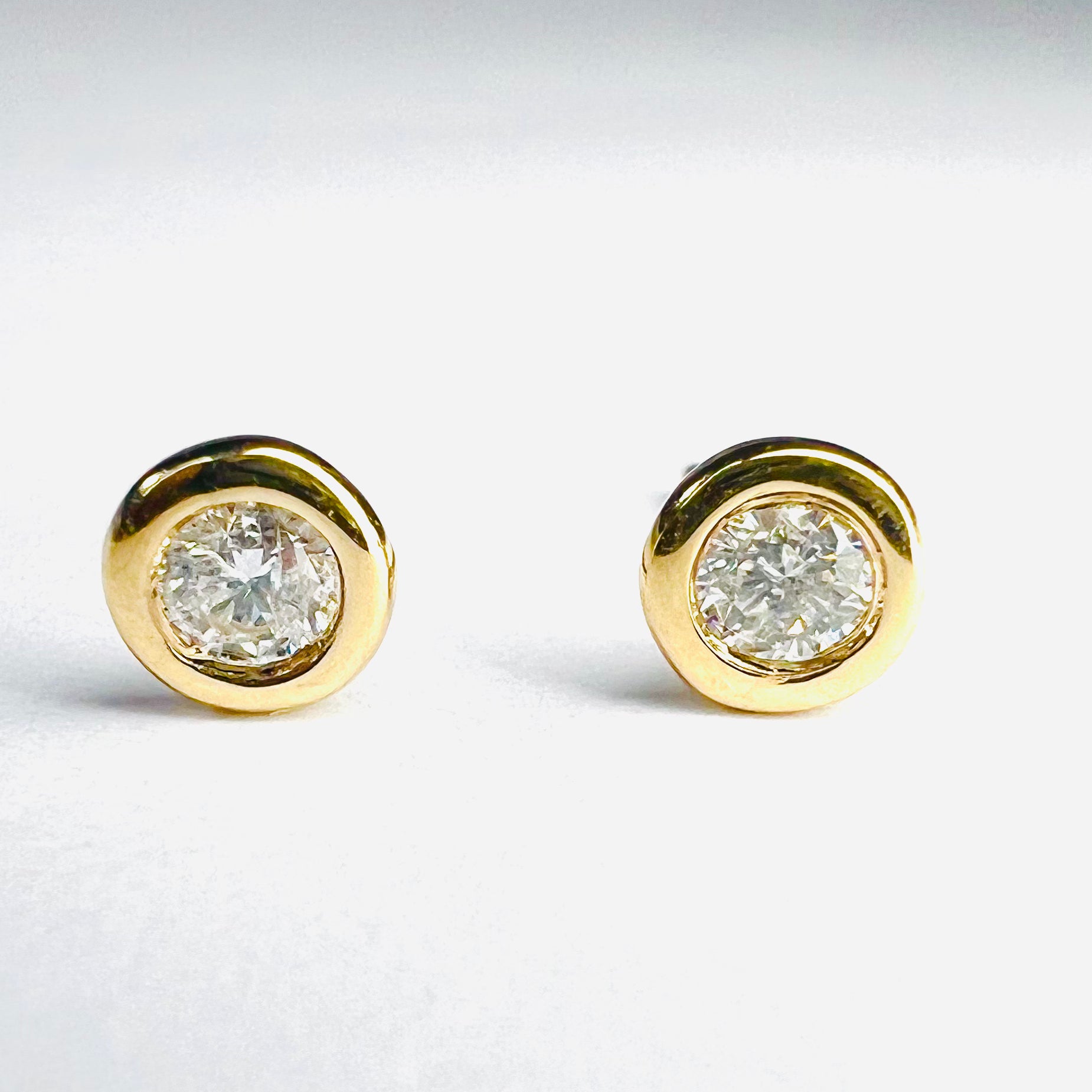 .22CT Natural Diamond 14K Yellow Gold Bezel Stud Earrings 5mm