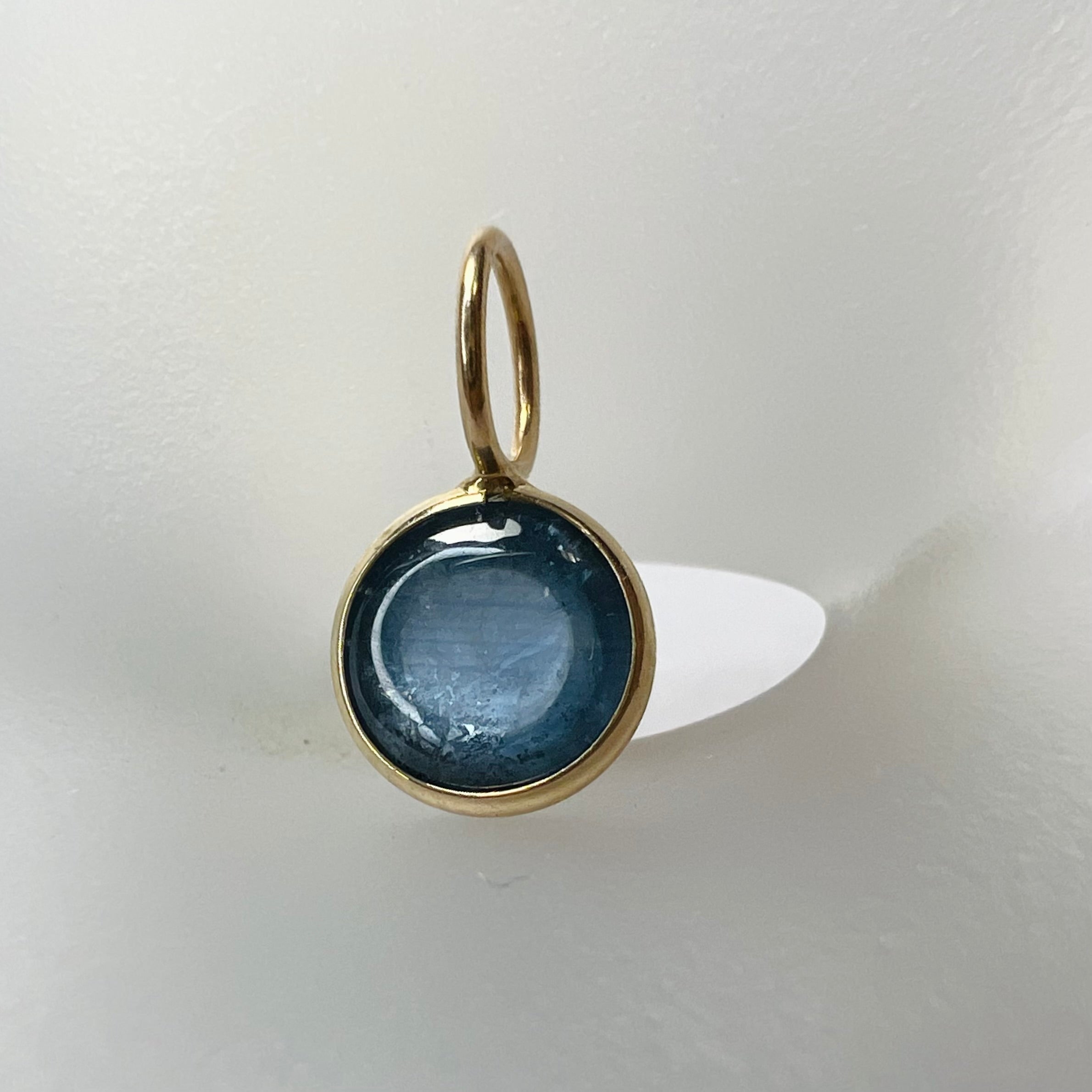 Natural Cabochon Sapphire 14K Yellow Gold Pendant Charm 12x7mm