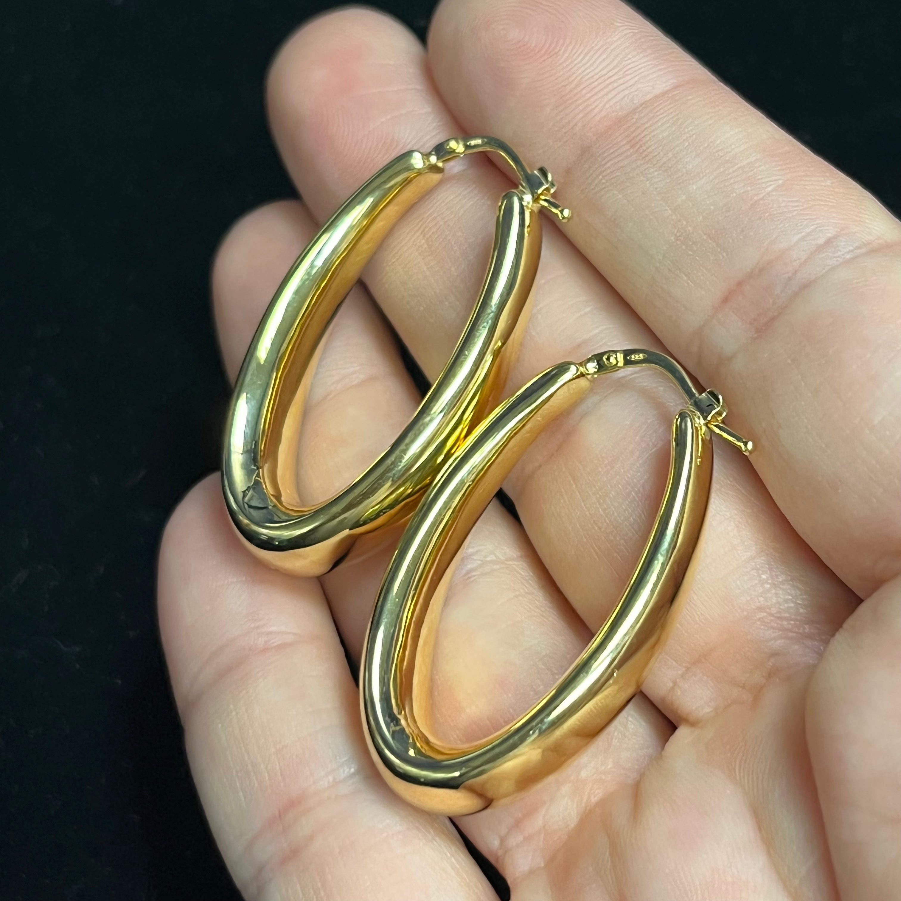 Long Oval 14K Yellow Gold Sleek Hoop Earrings