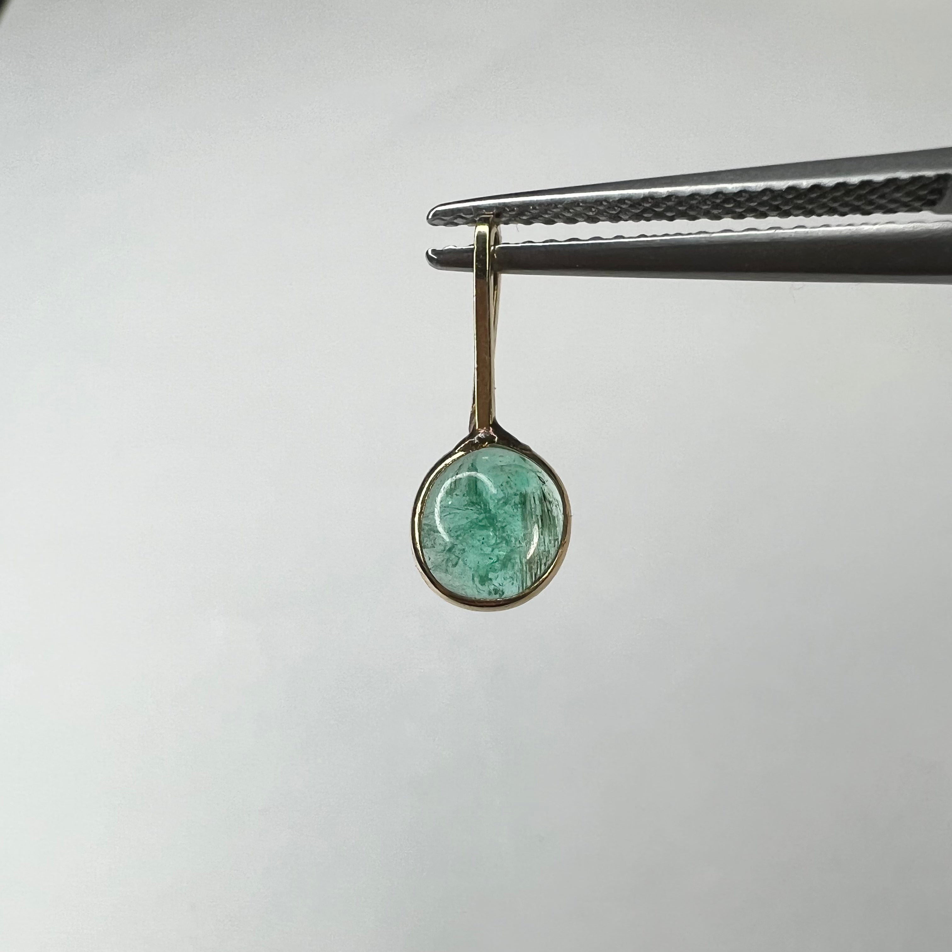.80CT Colombian Round Cabochon Emerald 14K Yellow Gold Pendant Charm 15x6mm