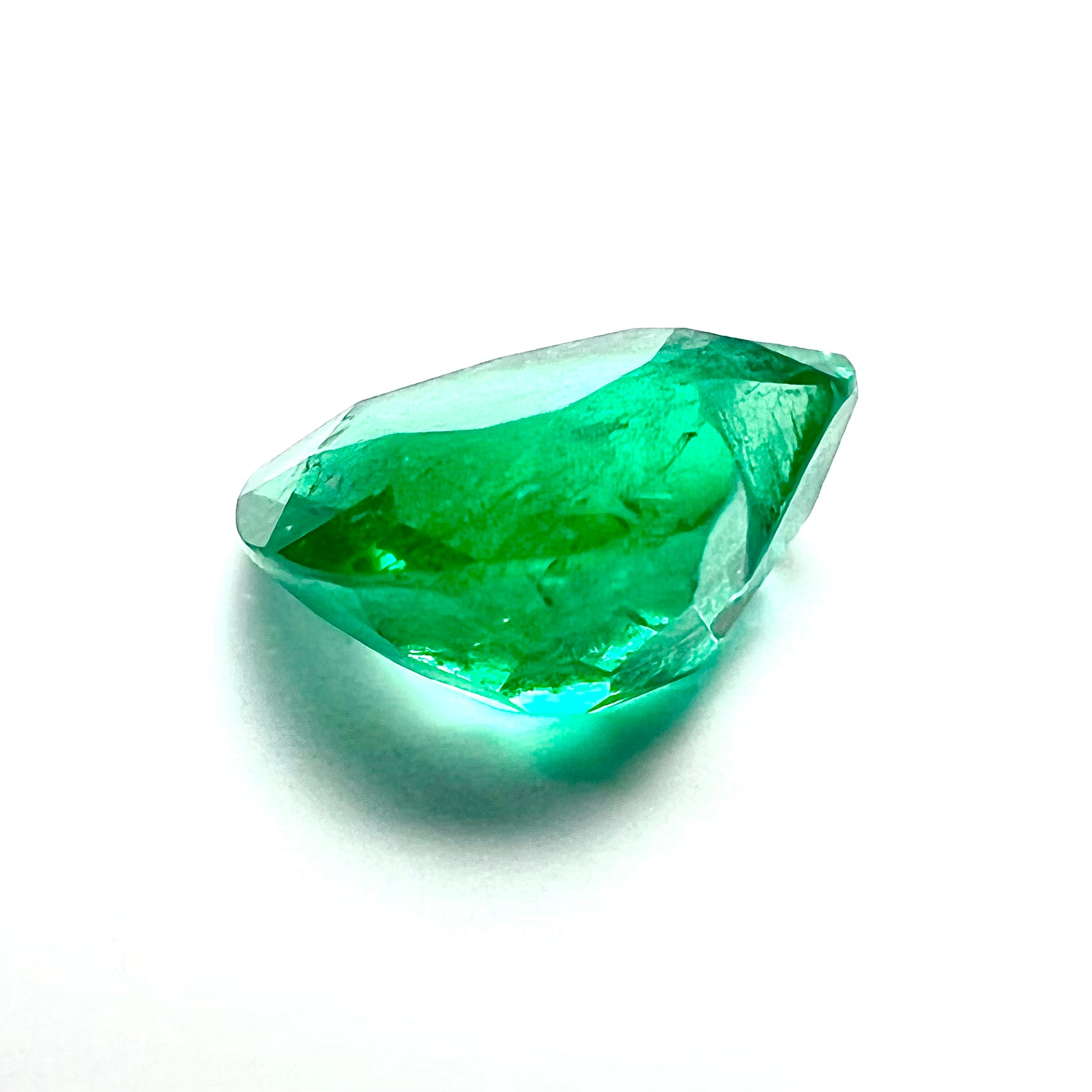 1.86CT Loose Natural Colombian Emerald Heart Shape 8.29x9.19x4.38mm