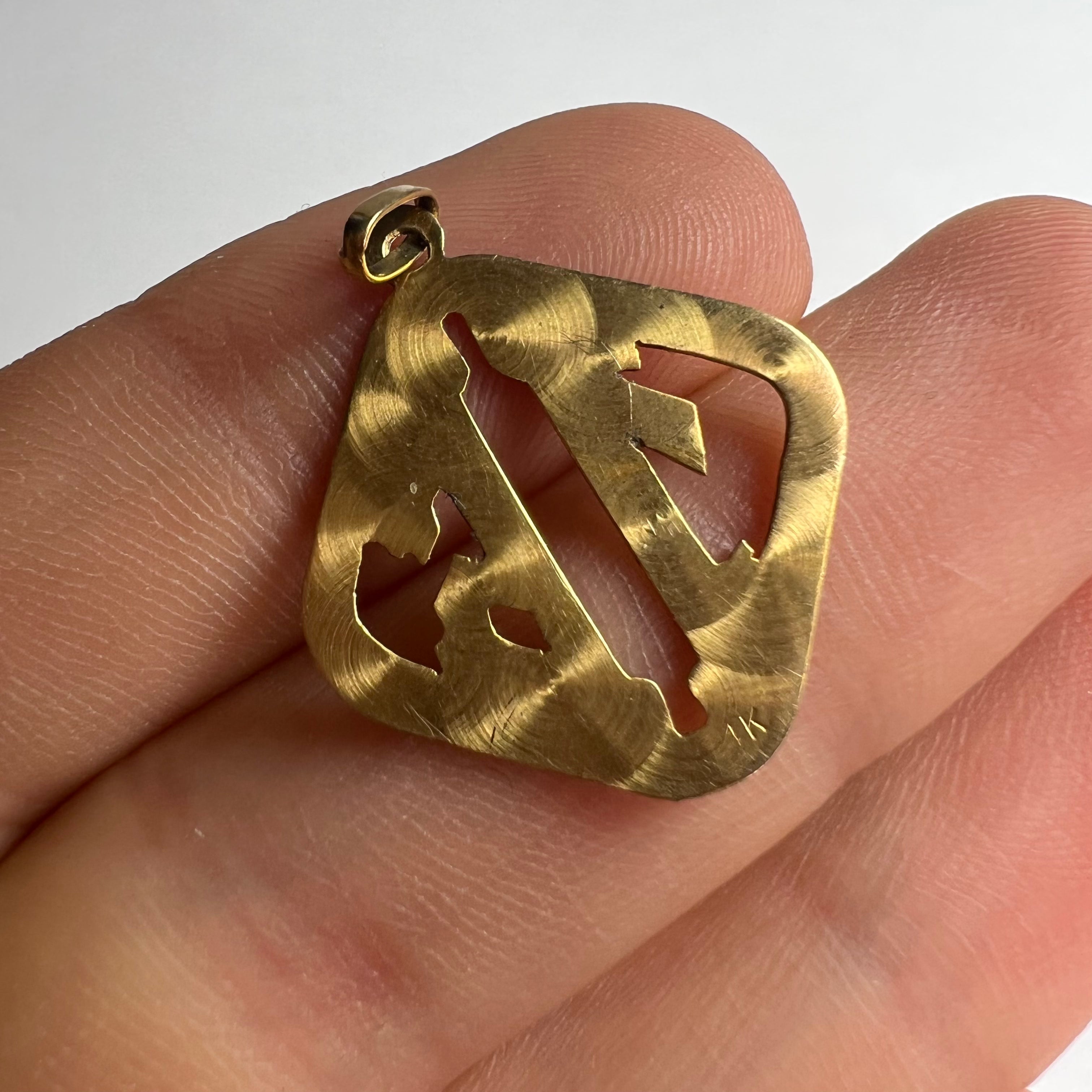 Number 16 Pendant 14K Yellow Gold