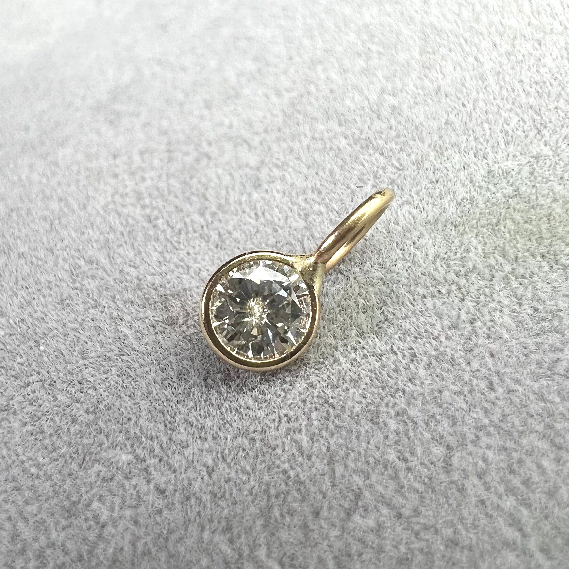 .31ct Round Diamond Pendant Charm 14K Yellow Gold 8.5x4mm