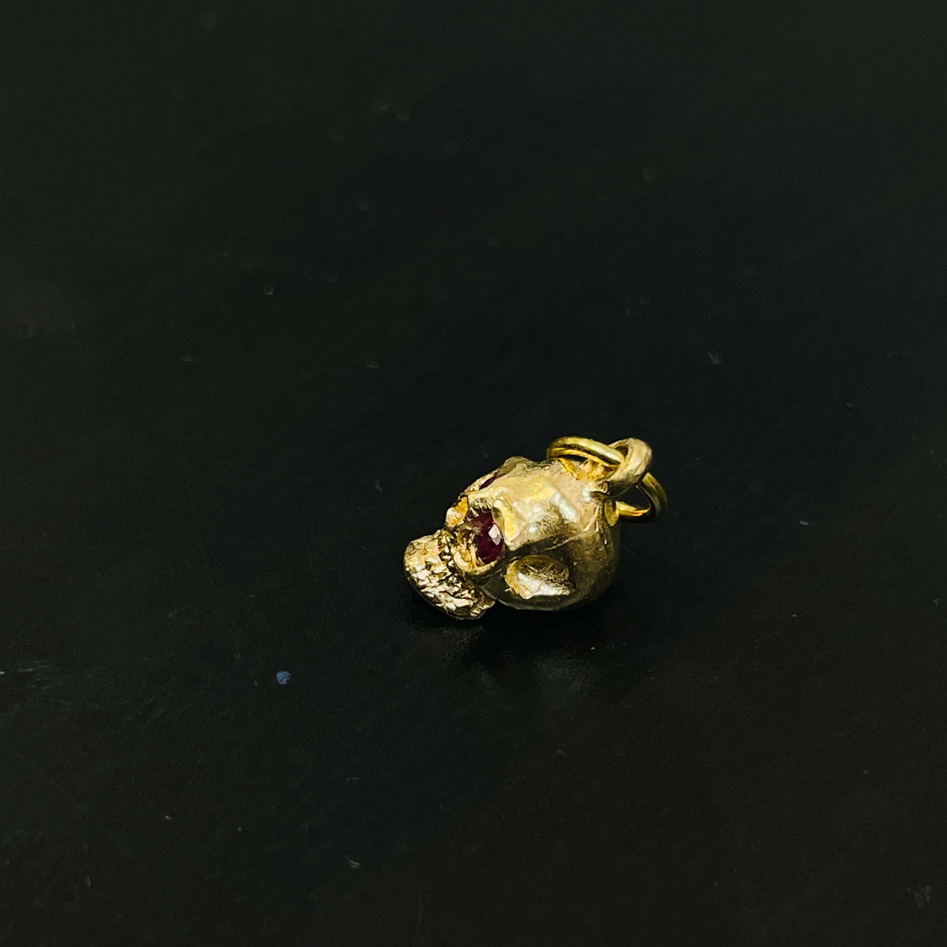 18K Yellow Gold Natural Ruby Eye Skull Charm Pendant