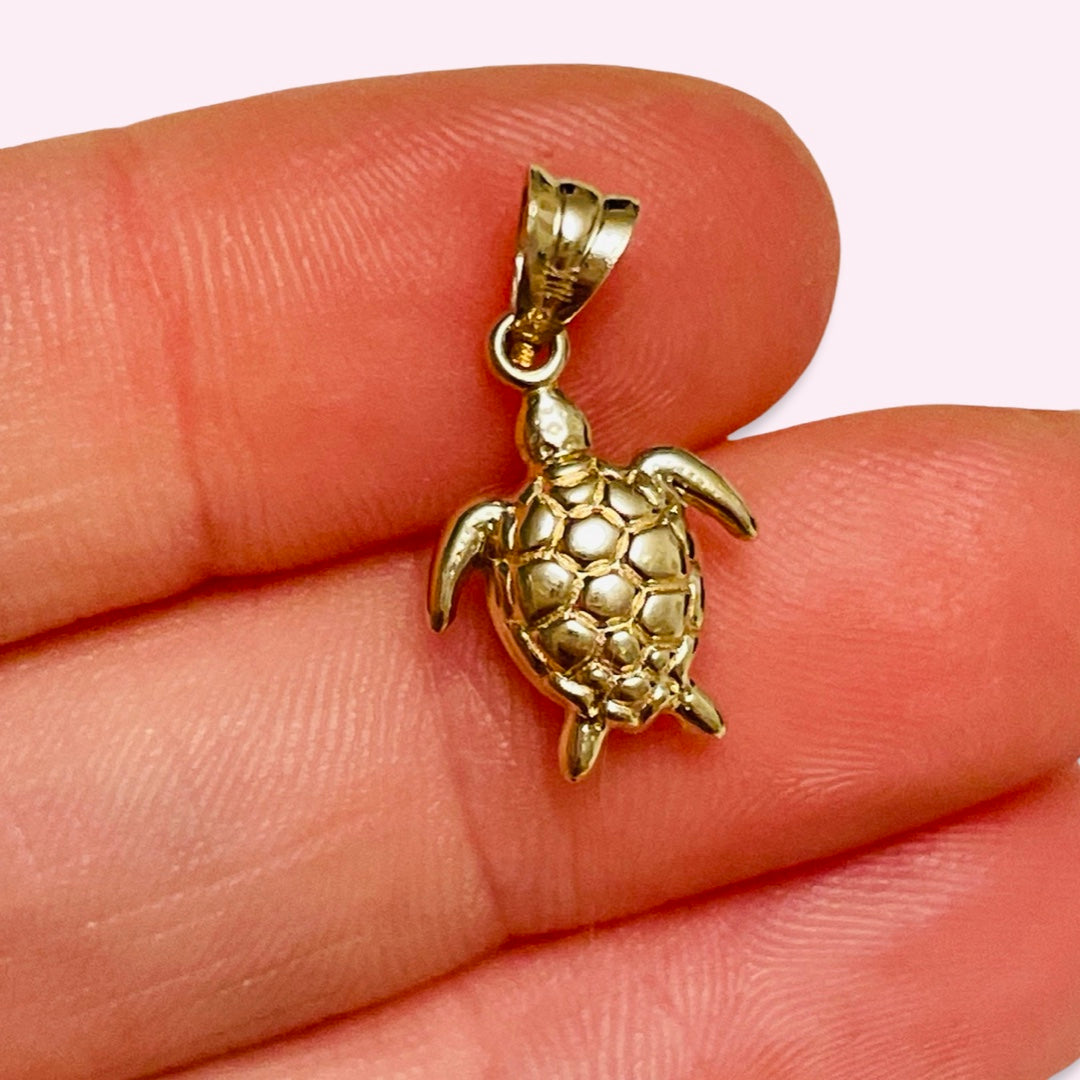 Sea turtle Pendant Charm