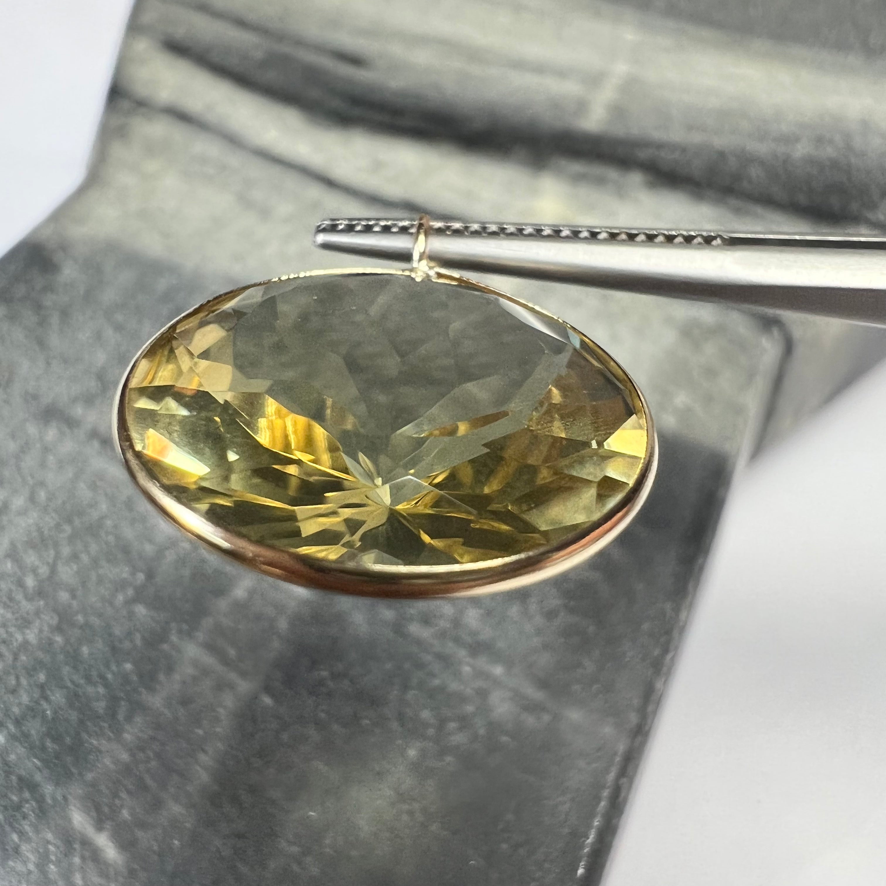 14.5CT Natural Round Citrine 14K Yellow Gold Pendant Charm 22x18mm