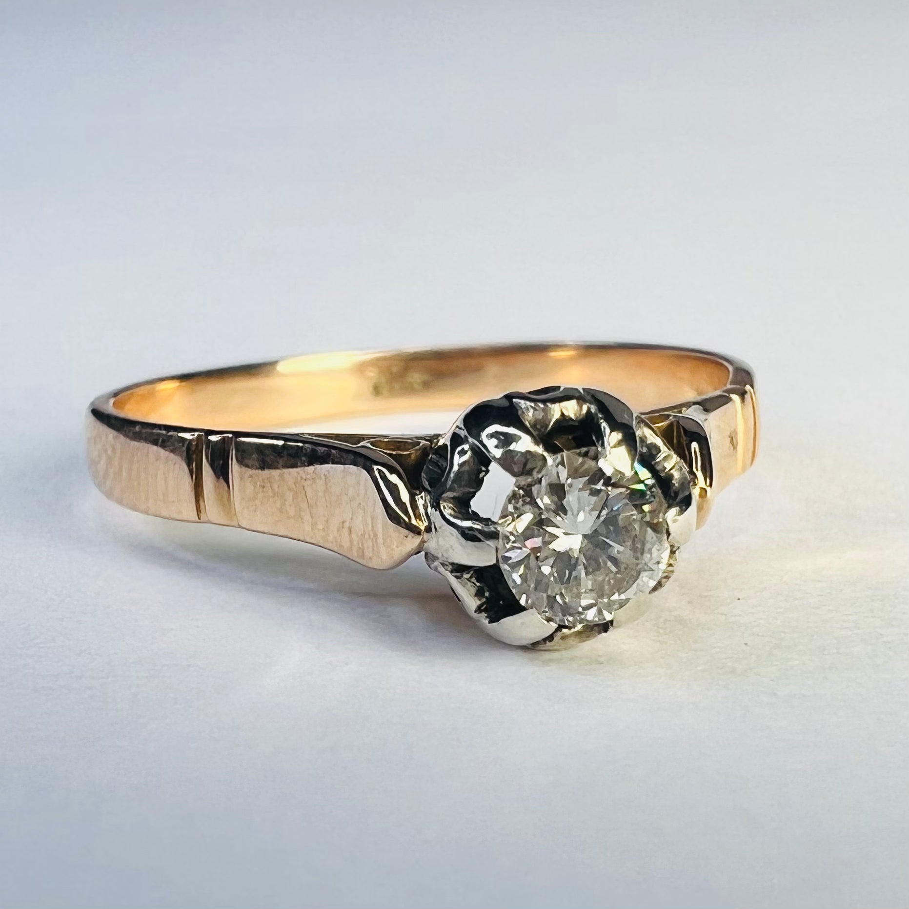 Antique 14K Yellow Gold .24CT Diamond Solitaire Engagement Ring Size 7.75