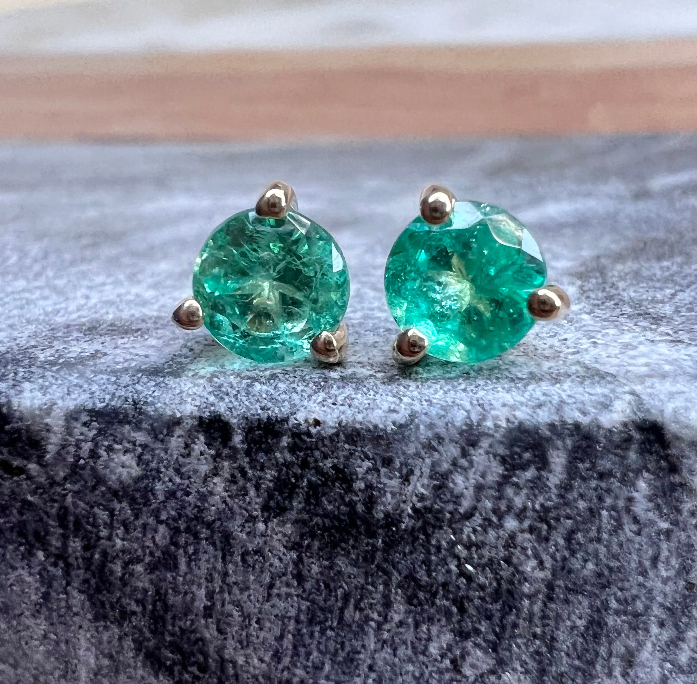 .95CT Colombian Emerald Round 14K Yellow Gold Stud Earrings