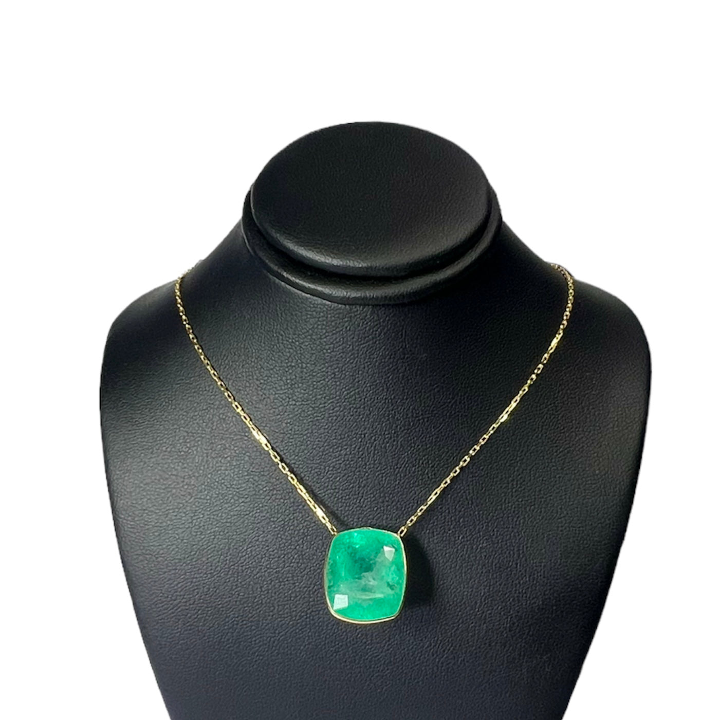 Large Emerald 24" 14K Yellow Gold Cable Chain Necklace