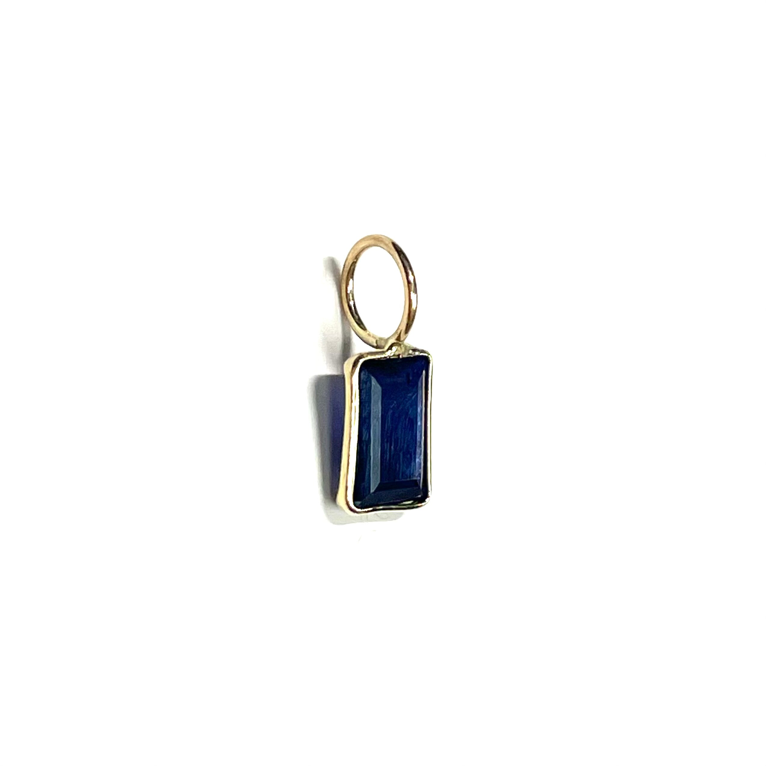 Natural Sapphire 14K Yellow Gold Pendant Charm