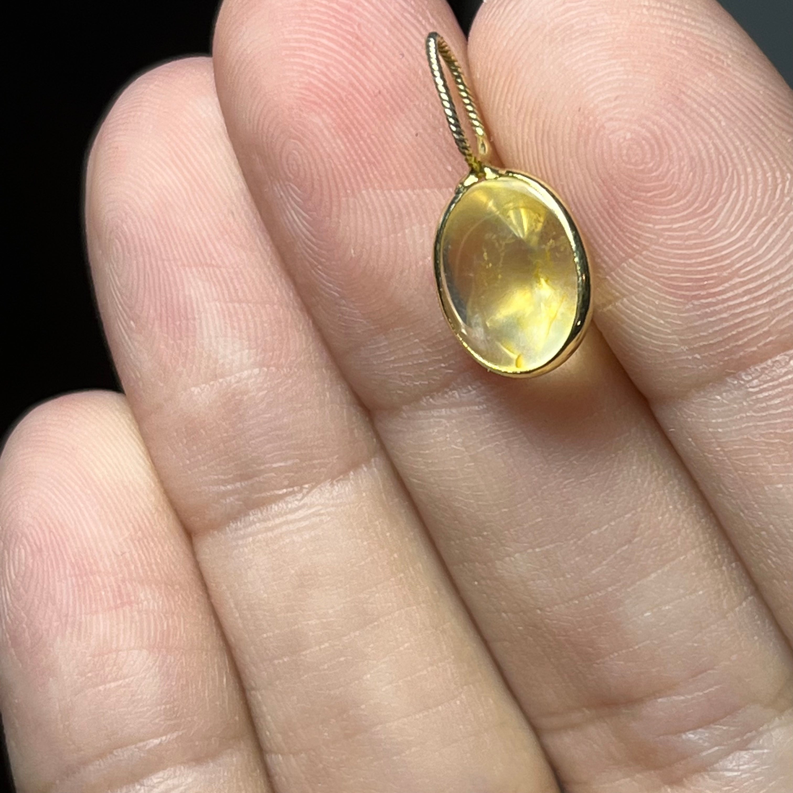 2.79ct Oval Yellow Agate 14K Yellow Gold Pendant Charm 18x12mm