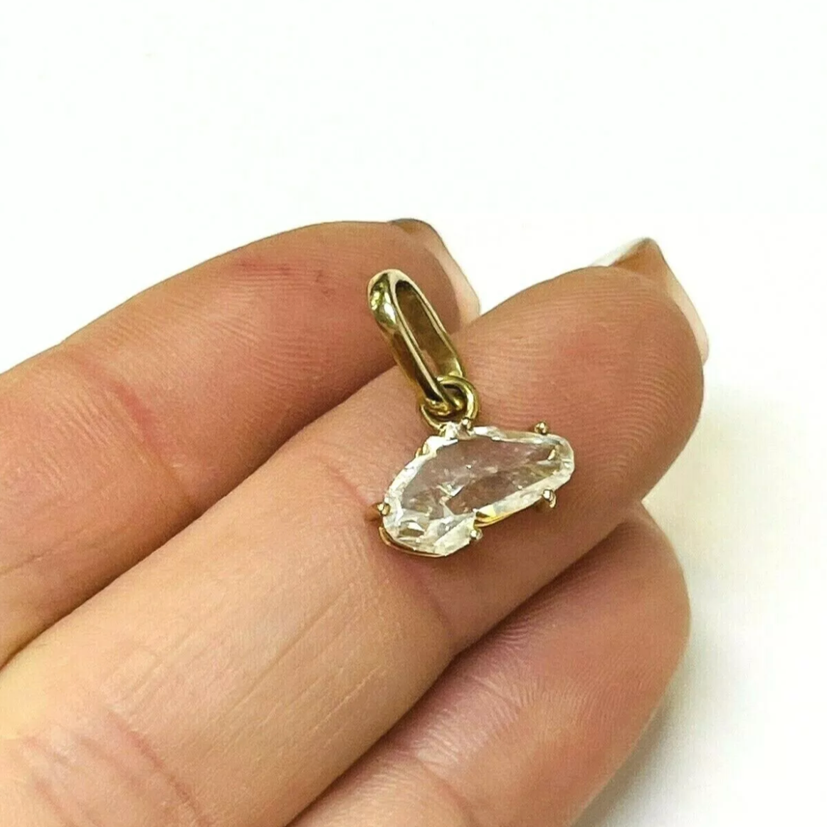 .96CT Natural Horse Head Cut Diamond Pendant G/H SI1 18K Yellow Gold