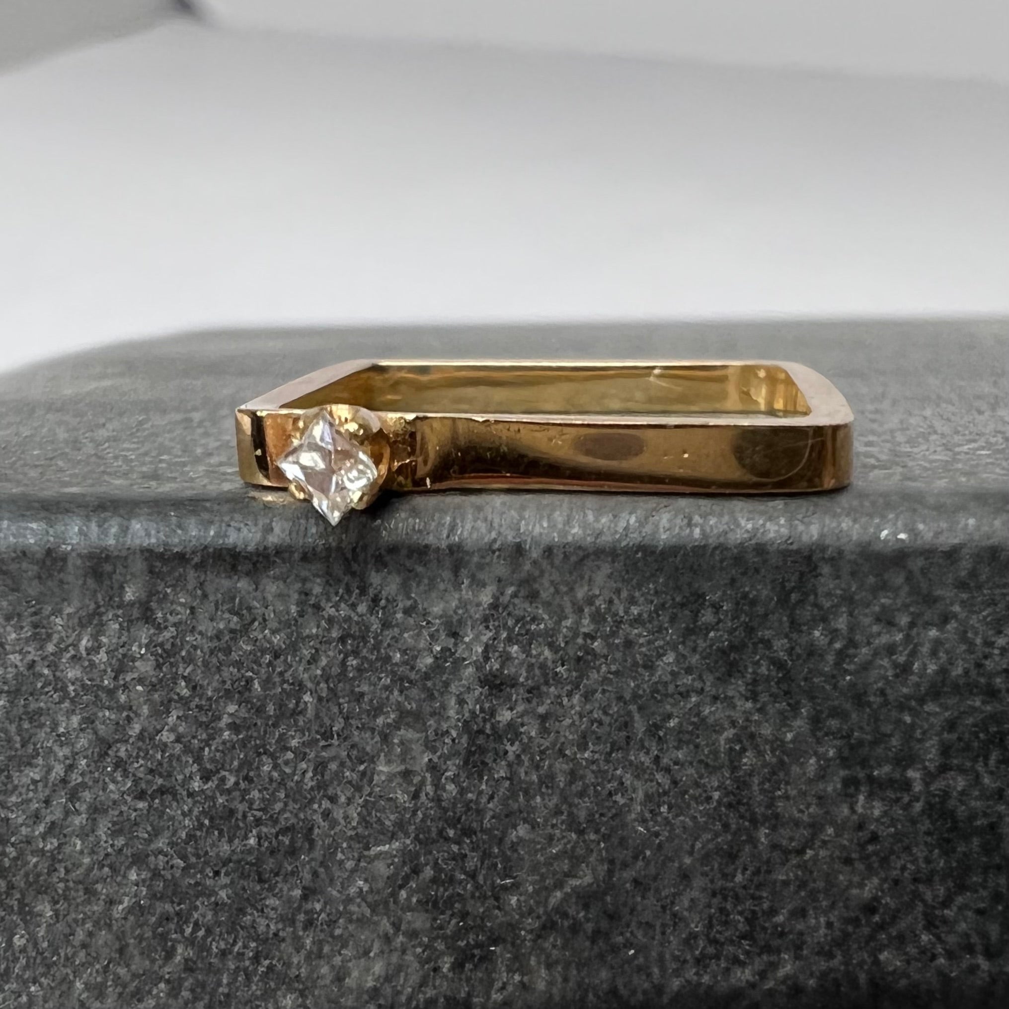 Solid 14K Yellow Gold Baguette Cut Diamond .035CT Square Ring Size 3.75
