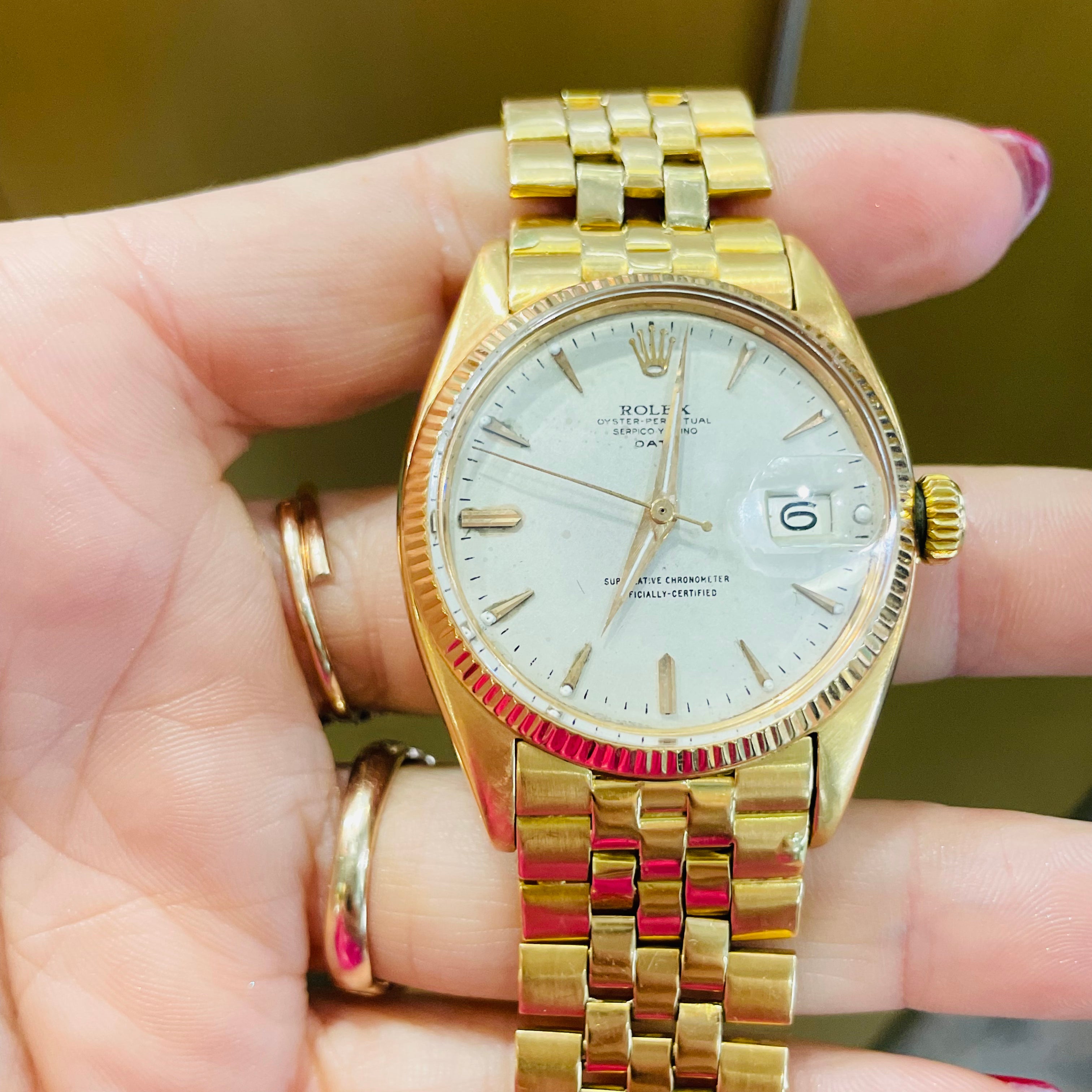 Solid 18K Yellow Gold Rolex Vintage Watch