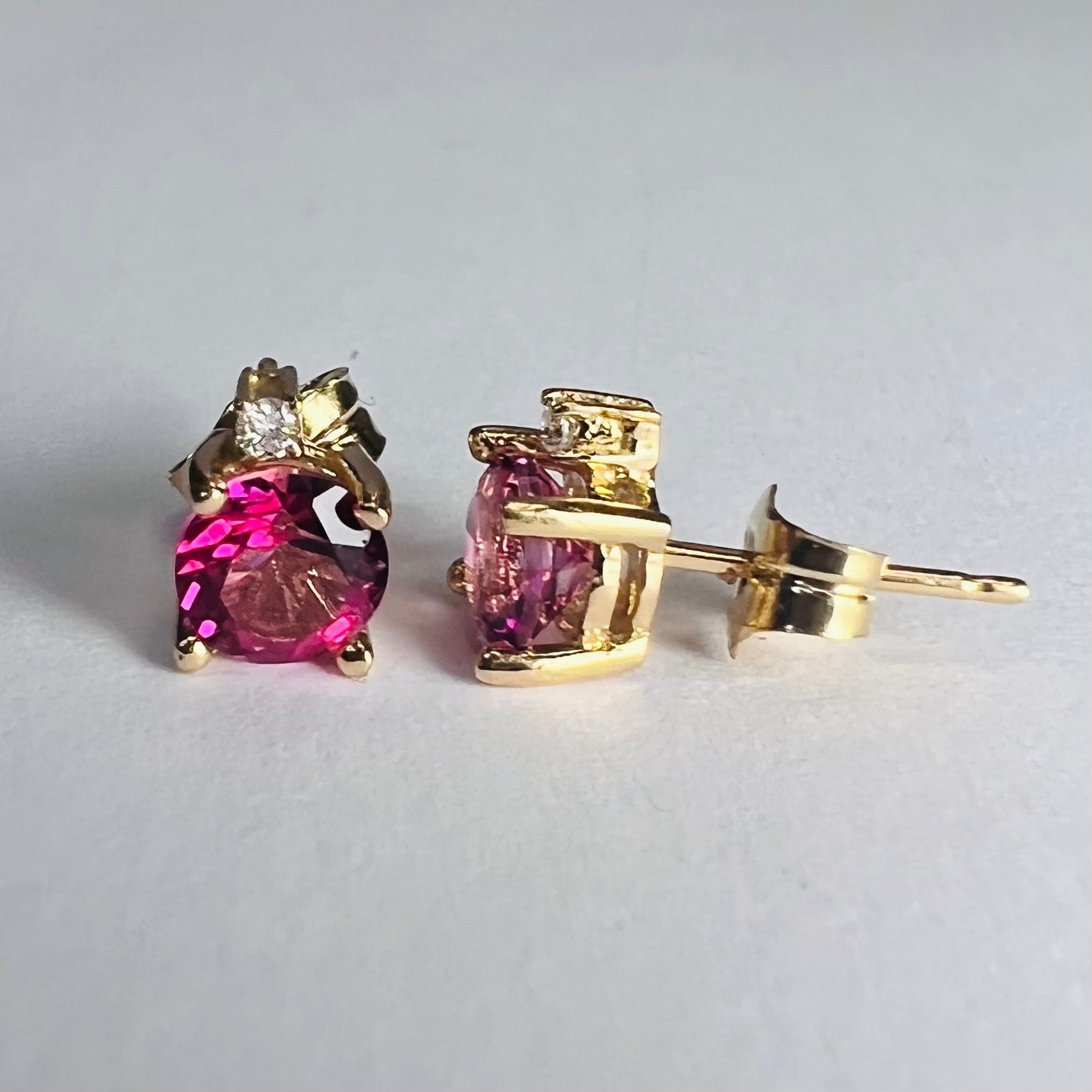 Solid 18K Yellow Gold Hot Pink Tourmaline and Diamond Stud Earrings 6x4.5mm