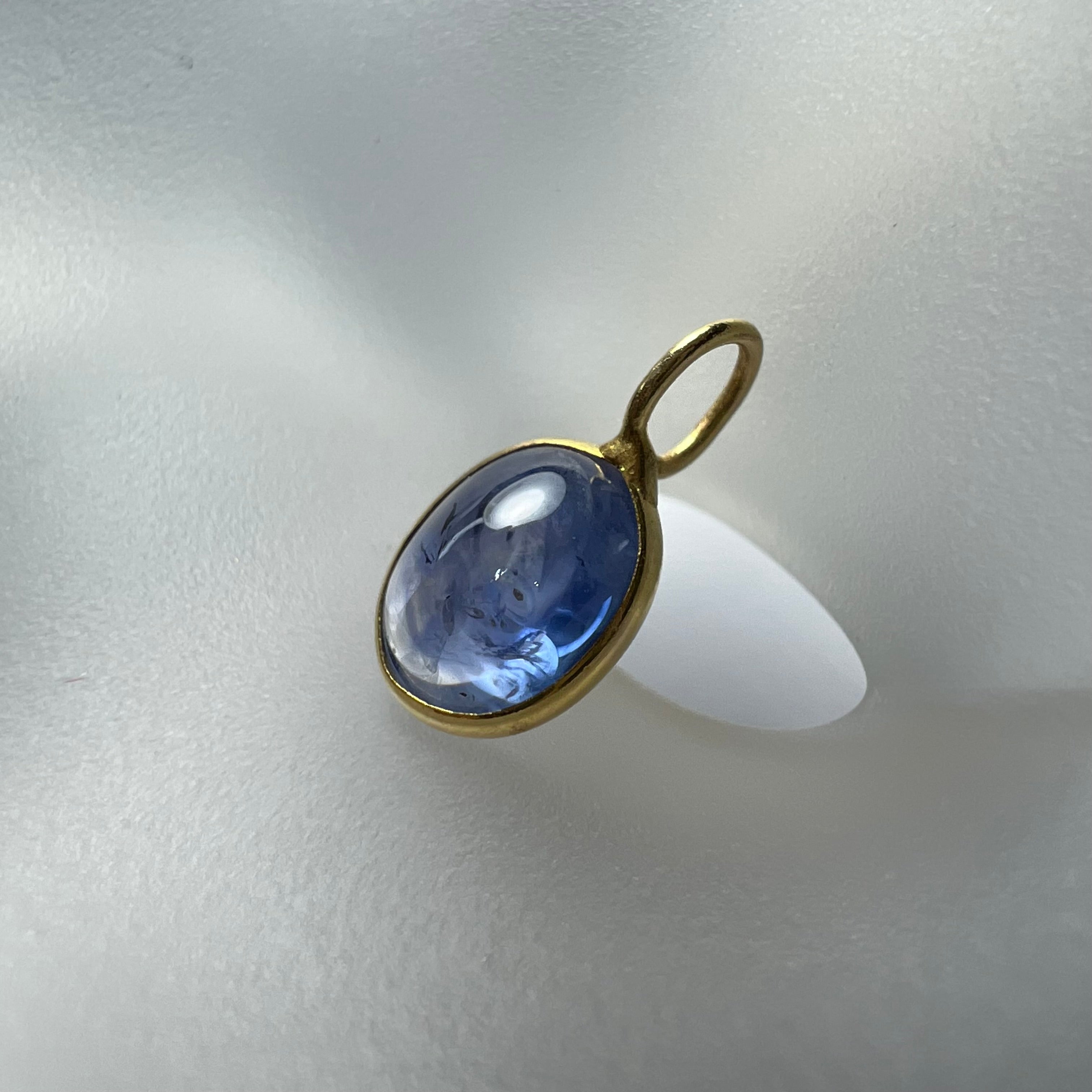 Natural Cabochon Sapphire 14K Yellow Gold Pendant Charm 16x8mm