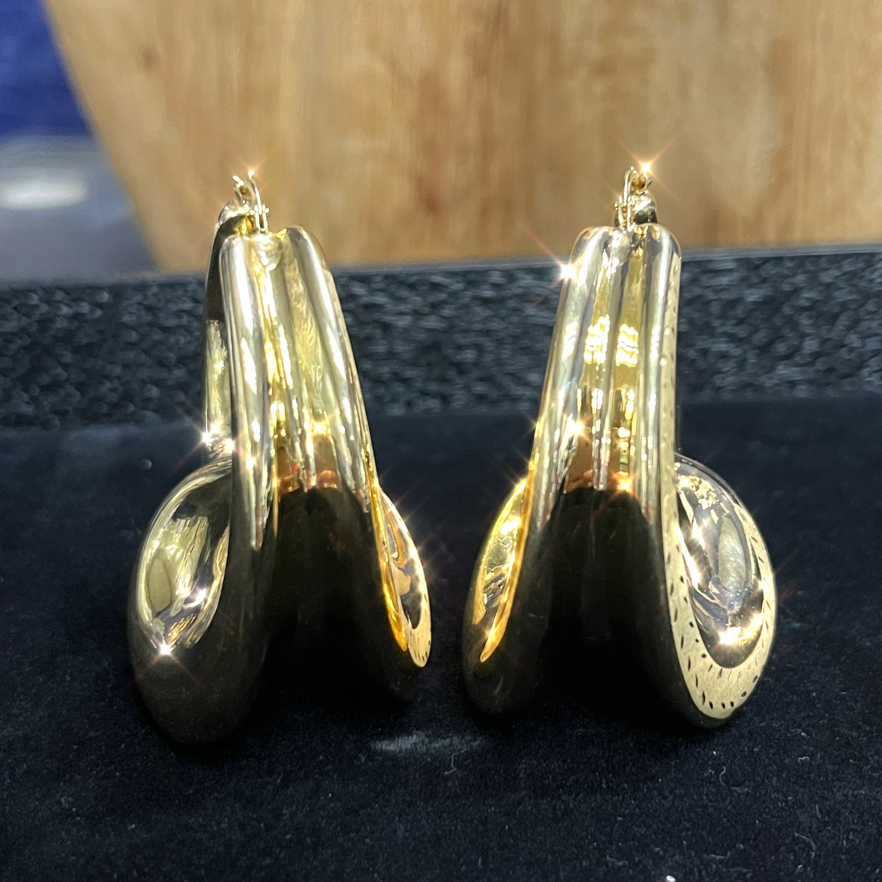 Amazing Figural 14K Yellow Gold Puffy Sleek Hoop Earrings