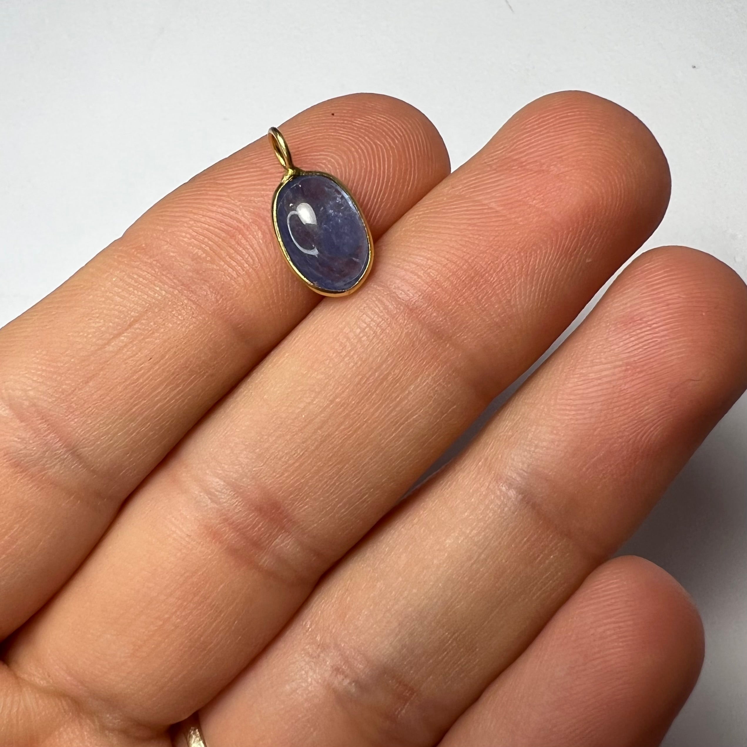 Natural Oval Cabochon Sapphire 14K Yellow Gold Pendant Charm 15x7mm