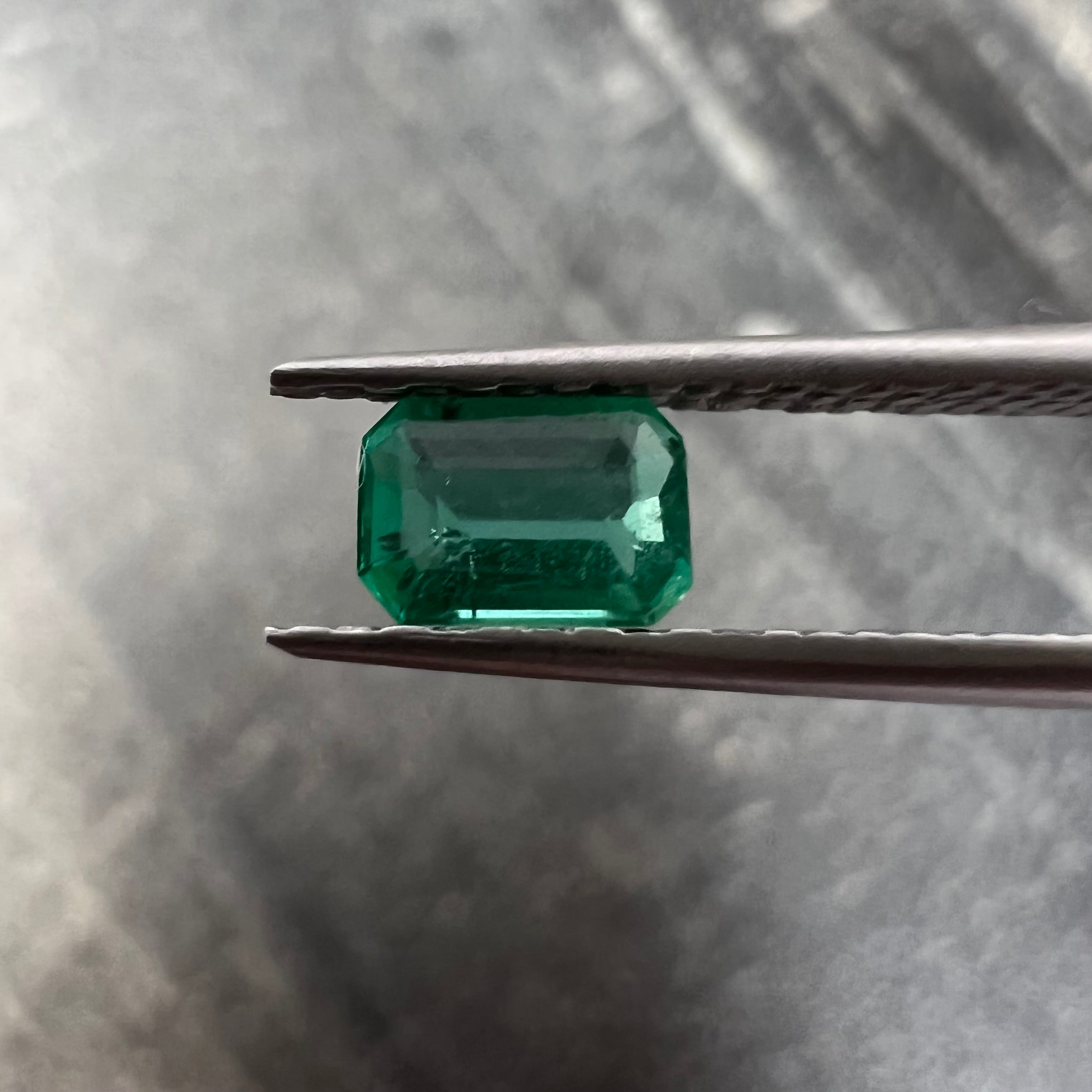 .26CT Loose Natural Colombian Emerald Cut 4.83x3.41x2.14mm Earth mined Gemstone