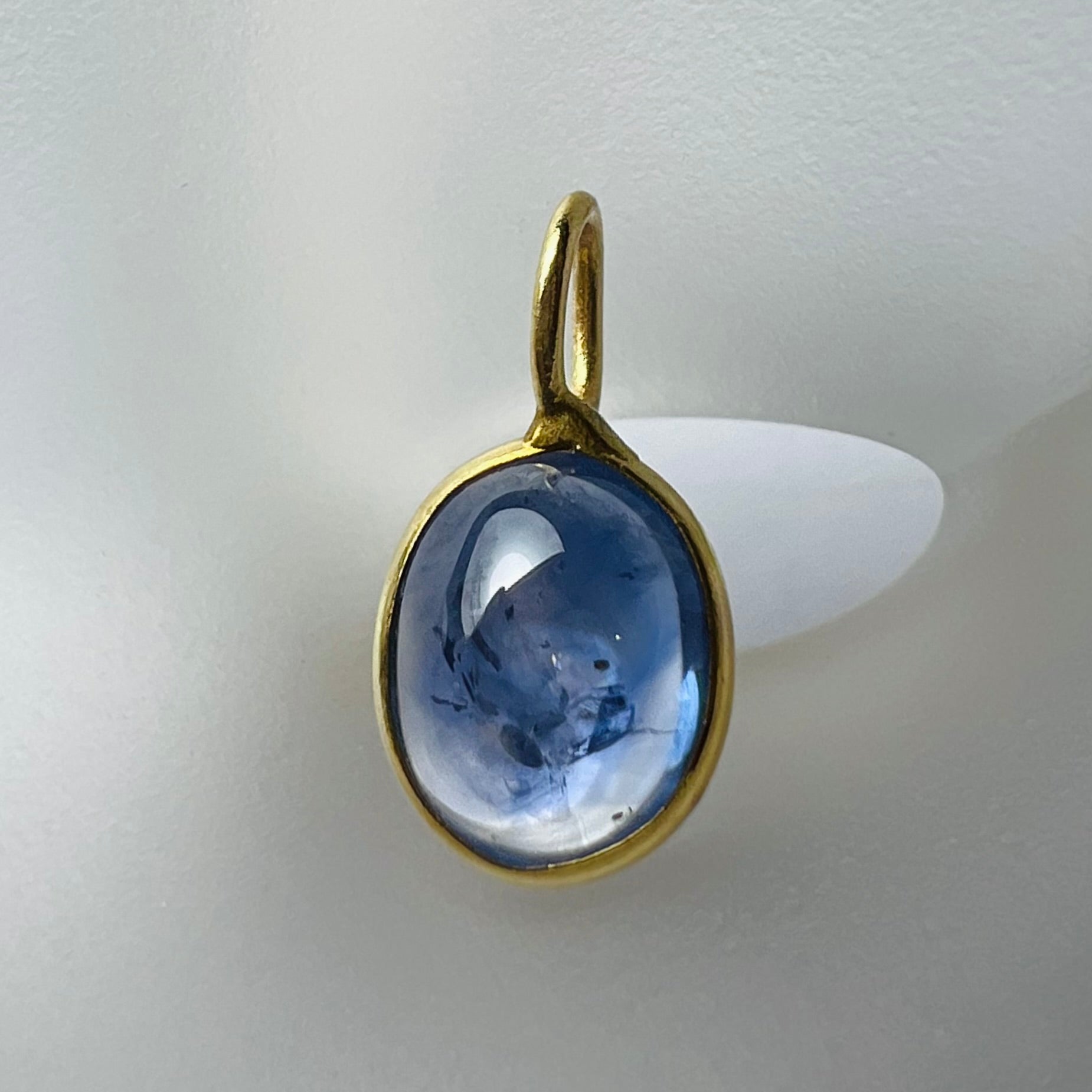 Natural Cabochon Sapphire 14K Yellow Gold Pendant Charm 16x8mm