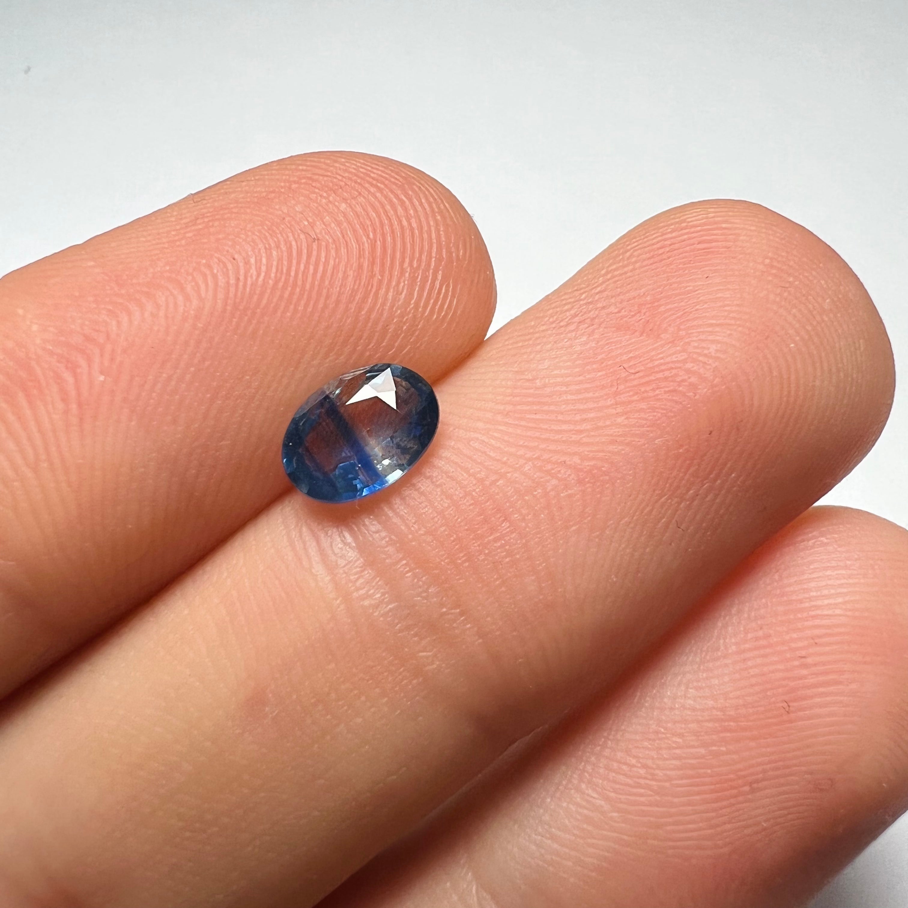 .90CTW Loose Blue Oval Sapphire7x5.5x2.5mmEarth mined Gemstone