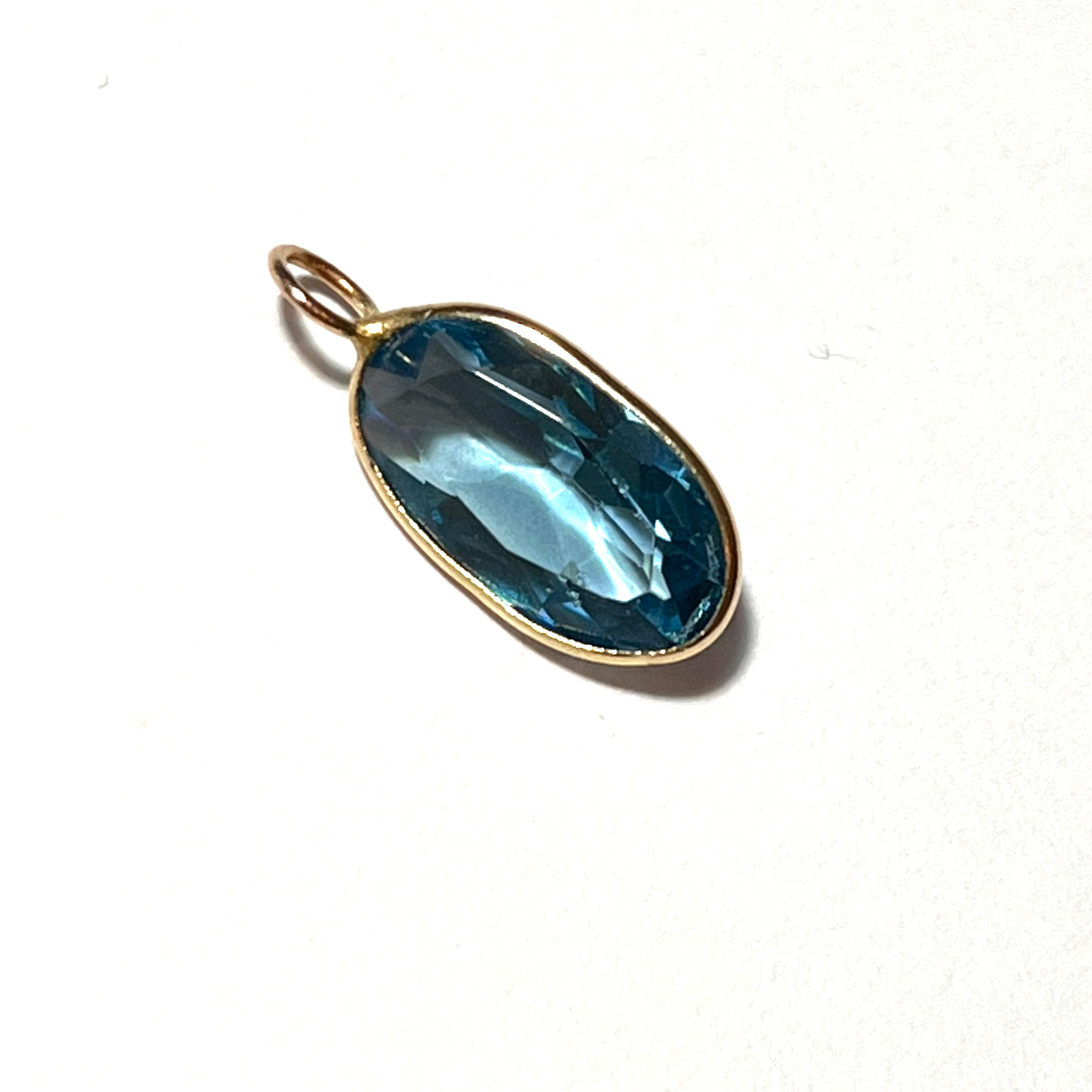 4ct Natural Oval Blue Topaz 14K Yellow Gold Pendant Charm