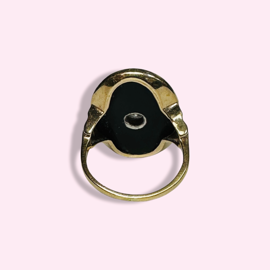 14K Yellow Gold Onyx with Natural Diamond Ring