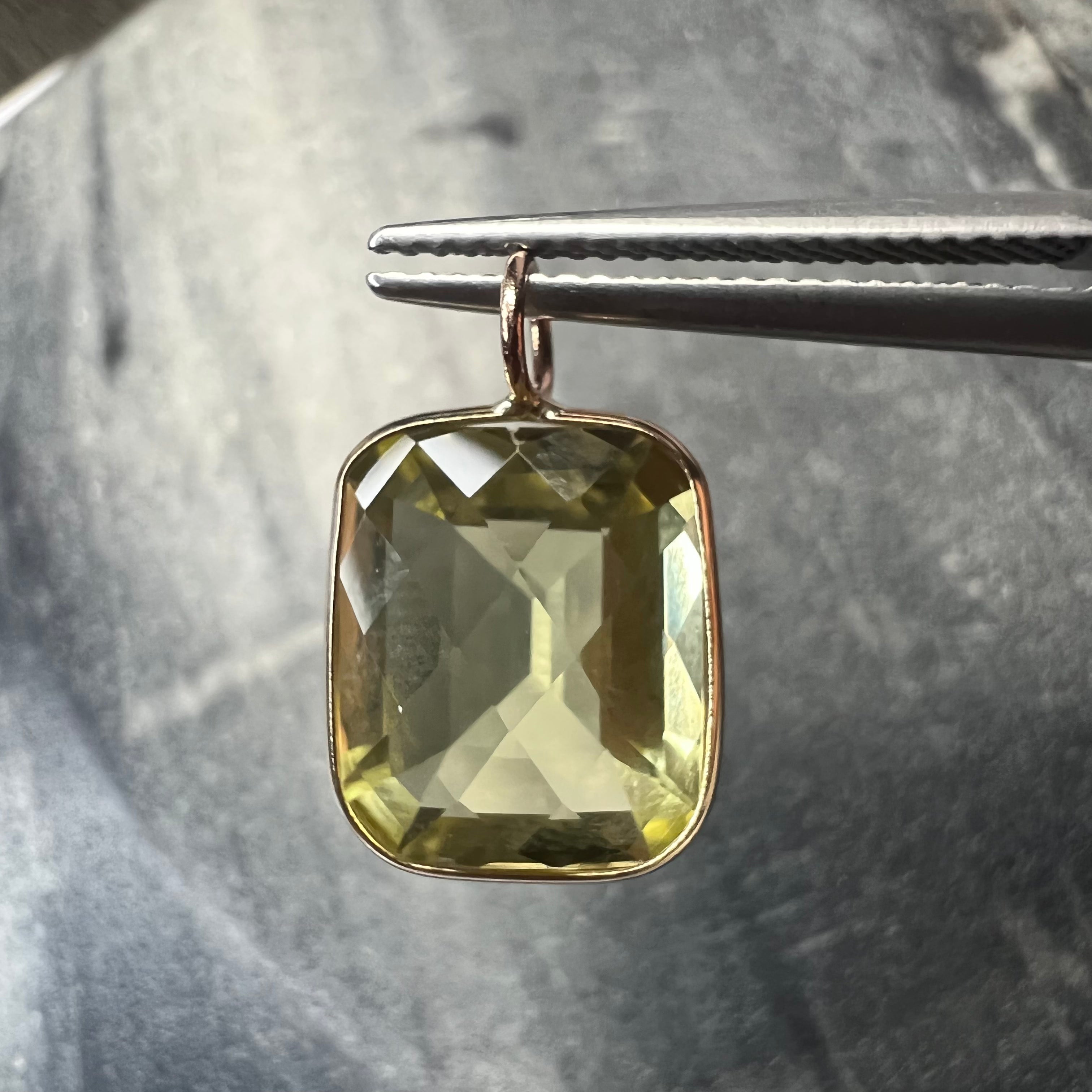 5CT Natural Limey Cushion Cut Citrine 14K Yellow Gold Pendant Charm 17x10.5mm