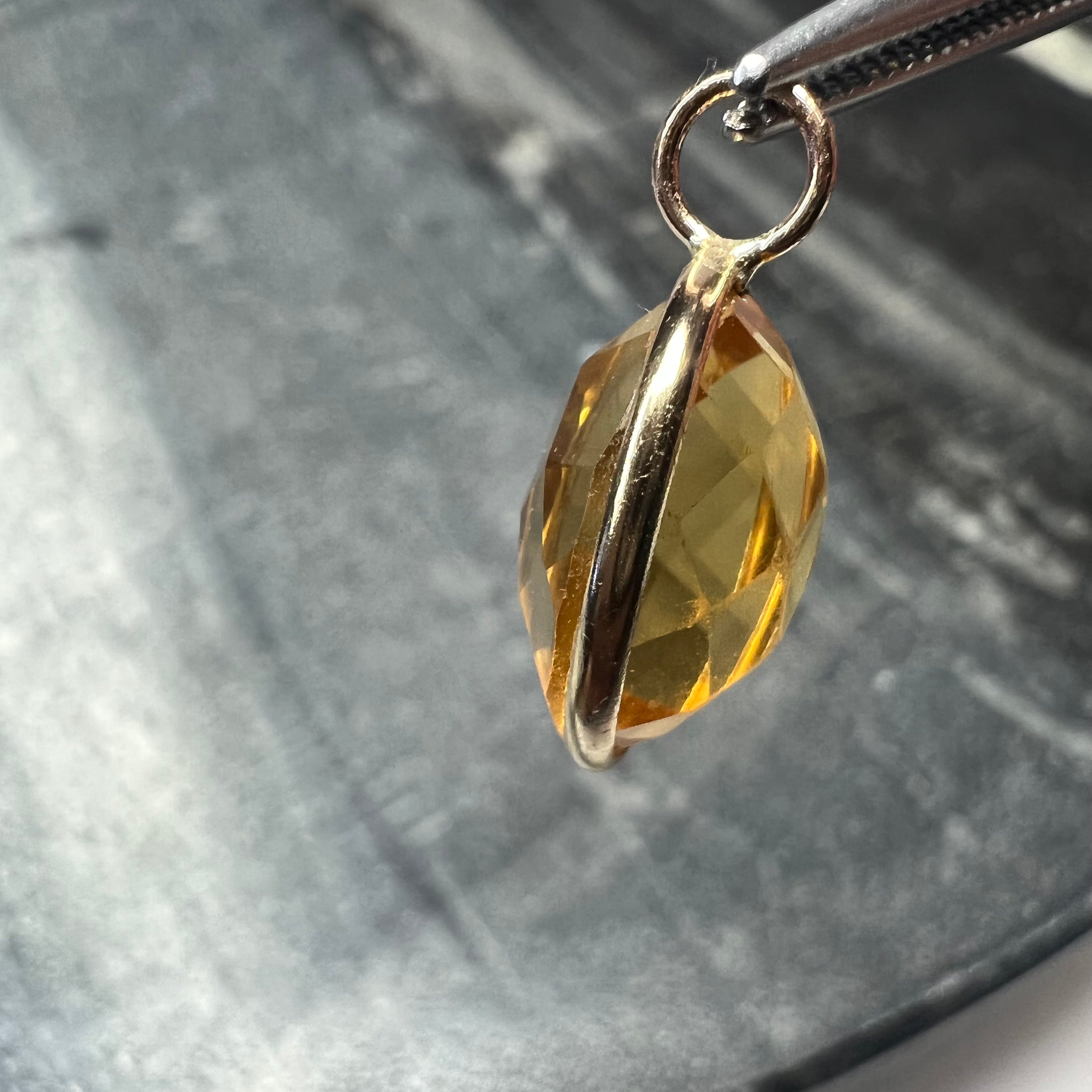 5.8CT Natural Oval Citrine 14K Yellow Gold Pendant Charm 17x11mm