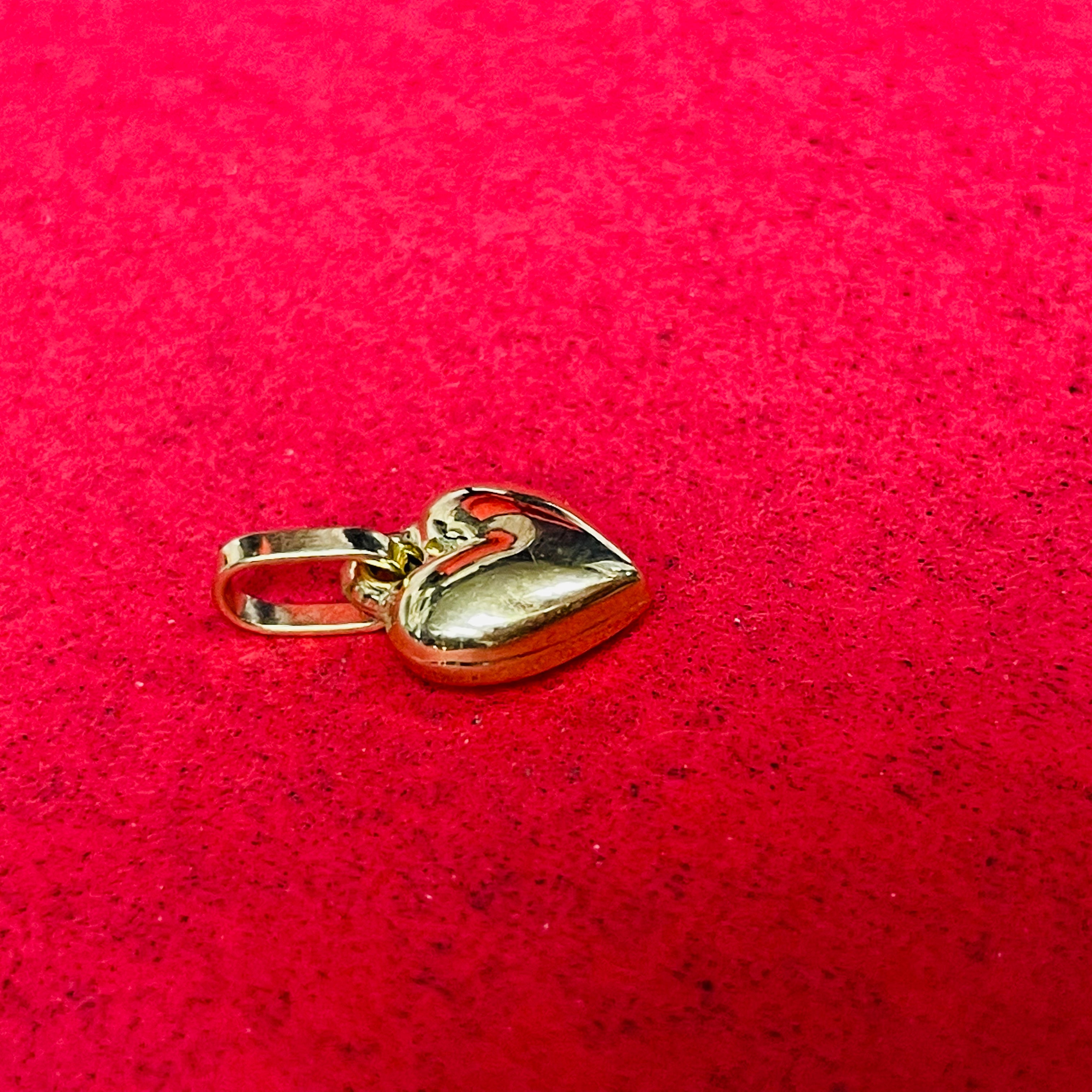 14K Yellow Gold Puffed Heart Charm